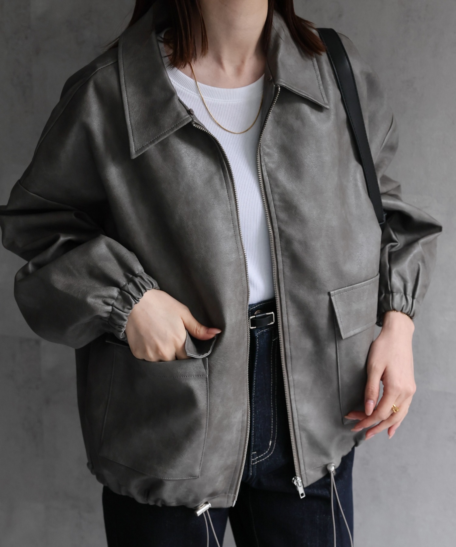 Type①【ファー付き】
model：162cm 着用サイズ：F