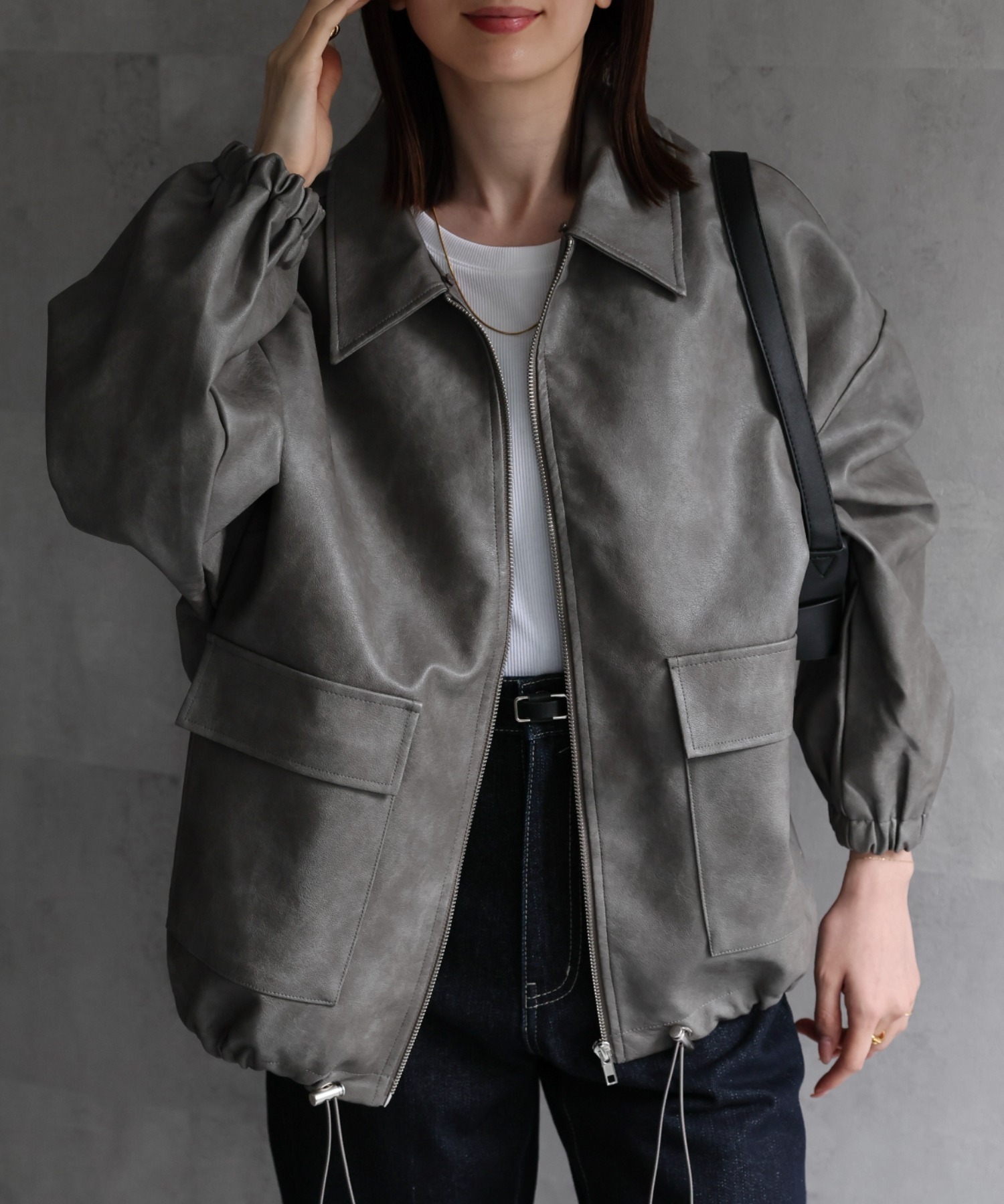 Type①【ファー付き】
model：162cm 着用サイズ：F