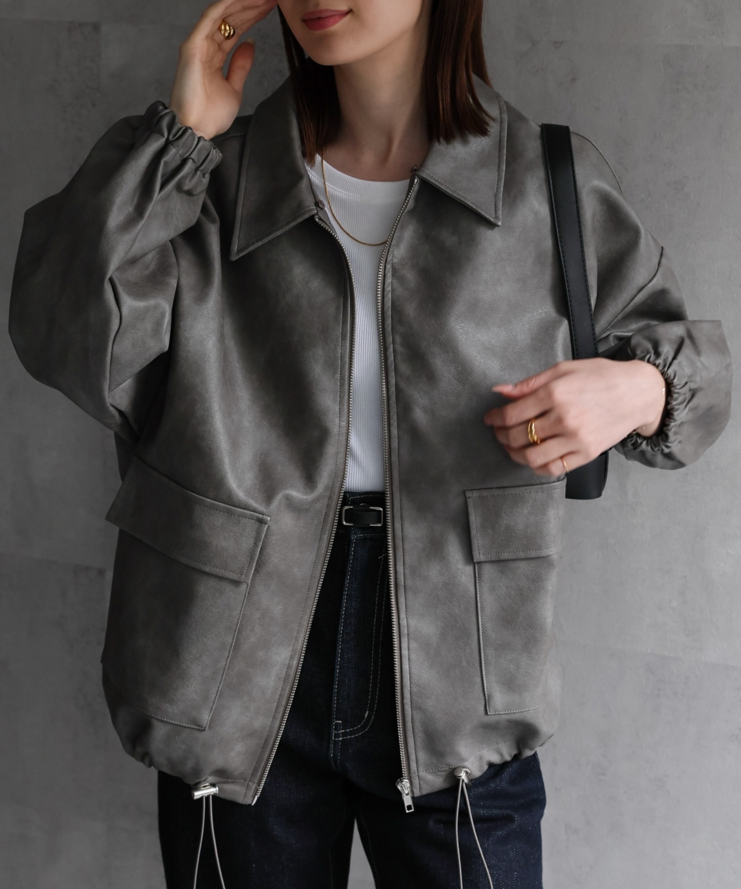 Type①【ファー付き】
model：162cm 着用サイズ：F
