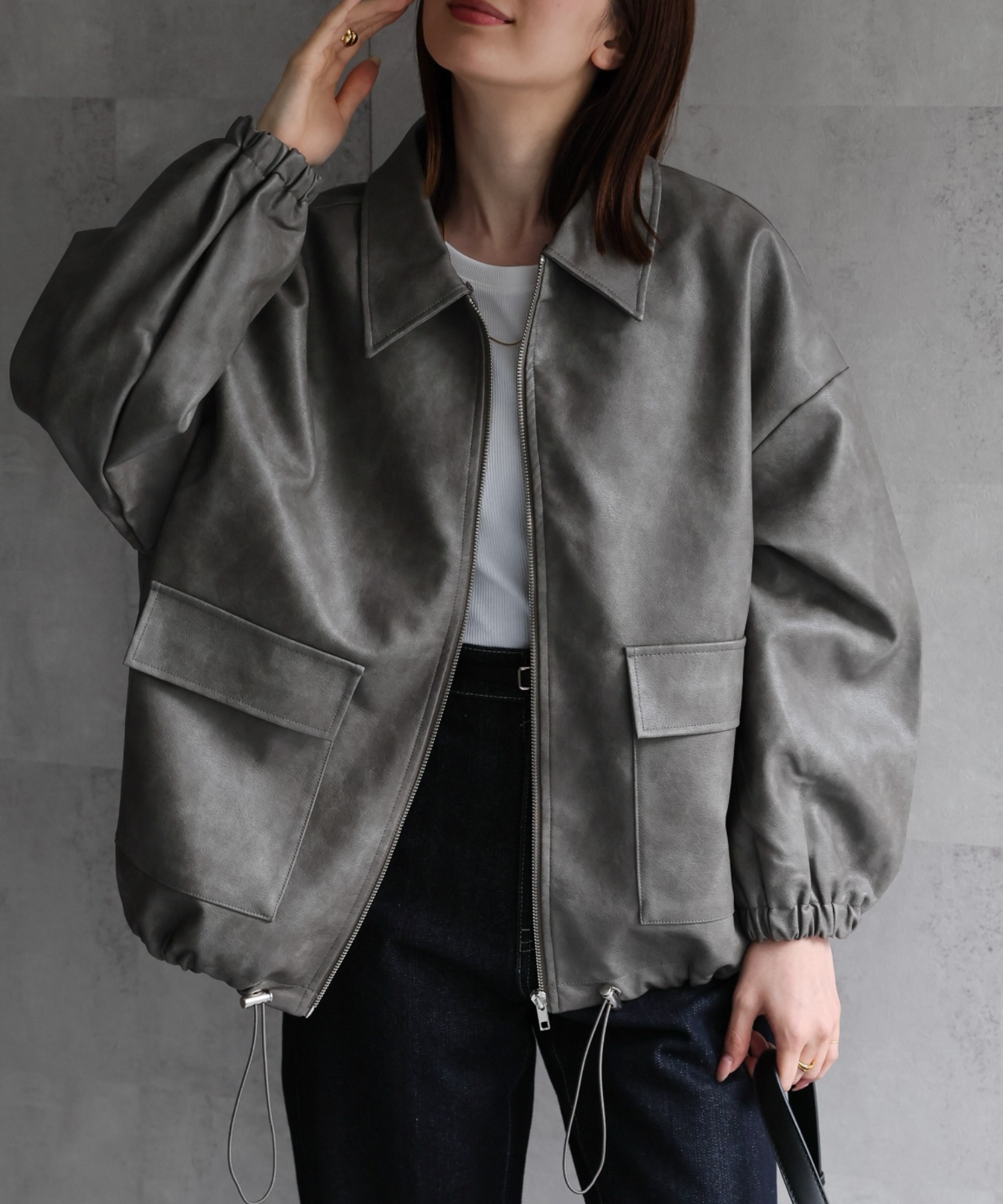 Type①【ファー付き】
model：162cm 着用サイズ：F
