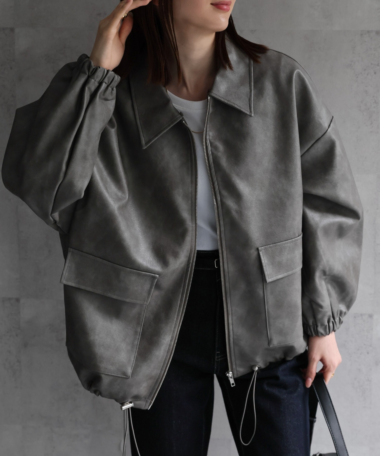 Type①【ファー付き】
model：162cm 着用サイズ：F