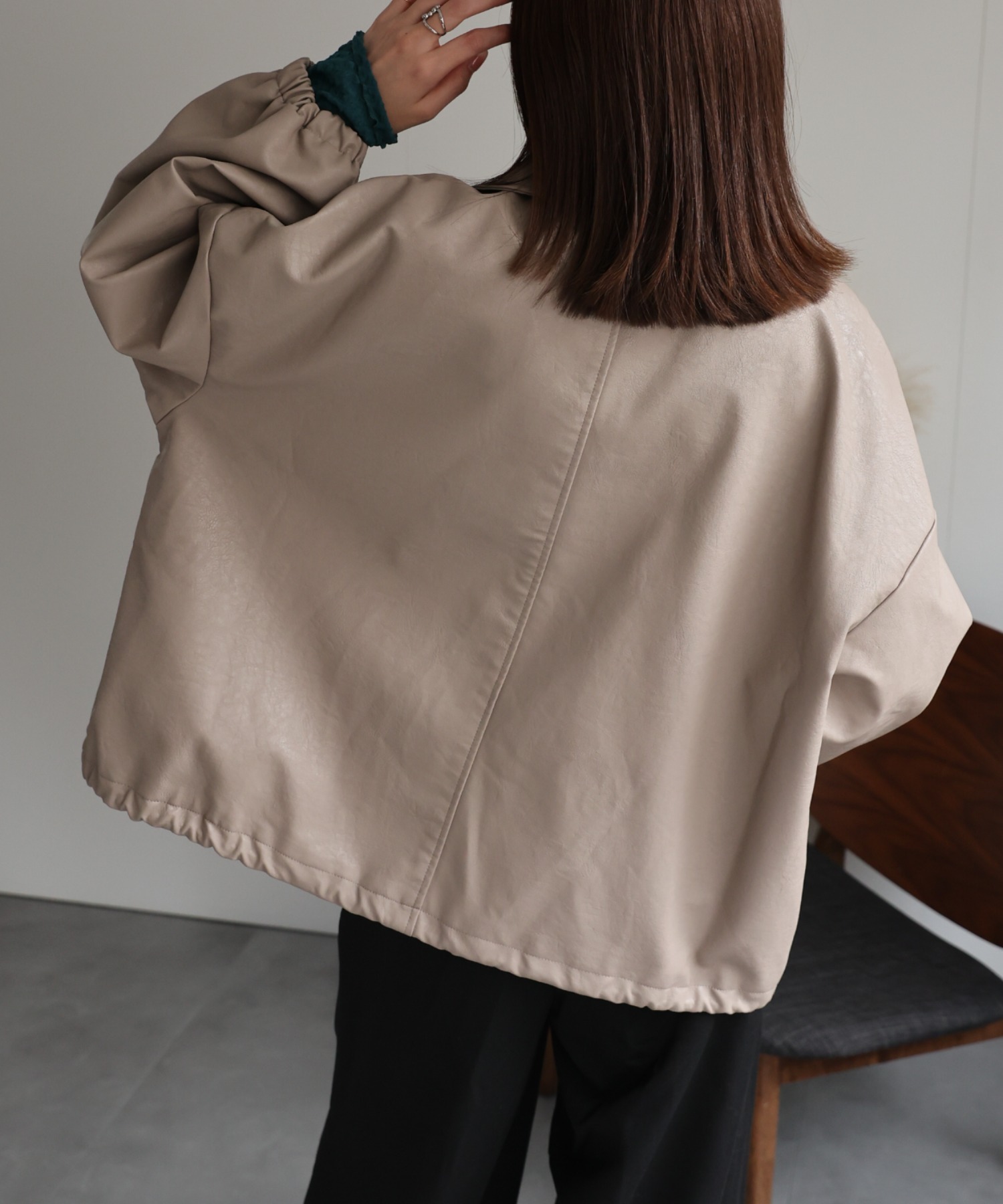 model：162cm 着用サイズ：F