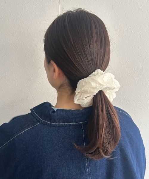 アイボリー