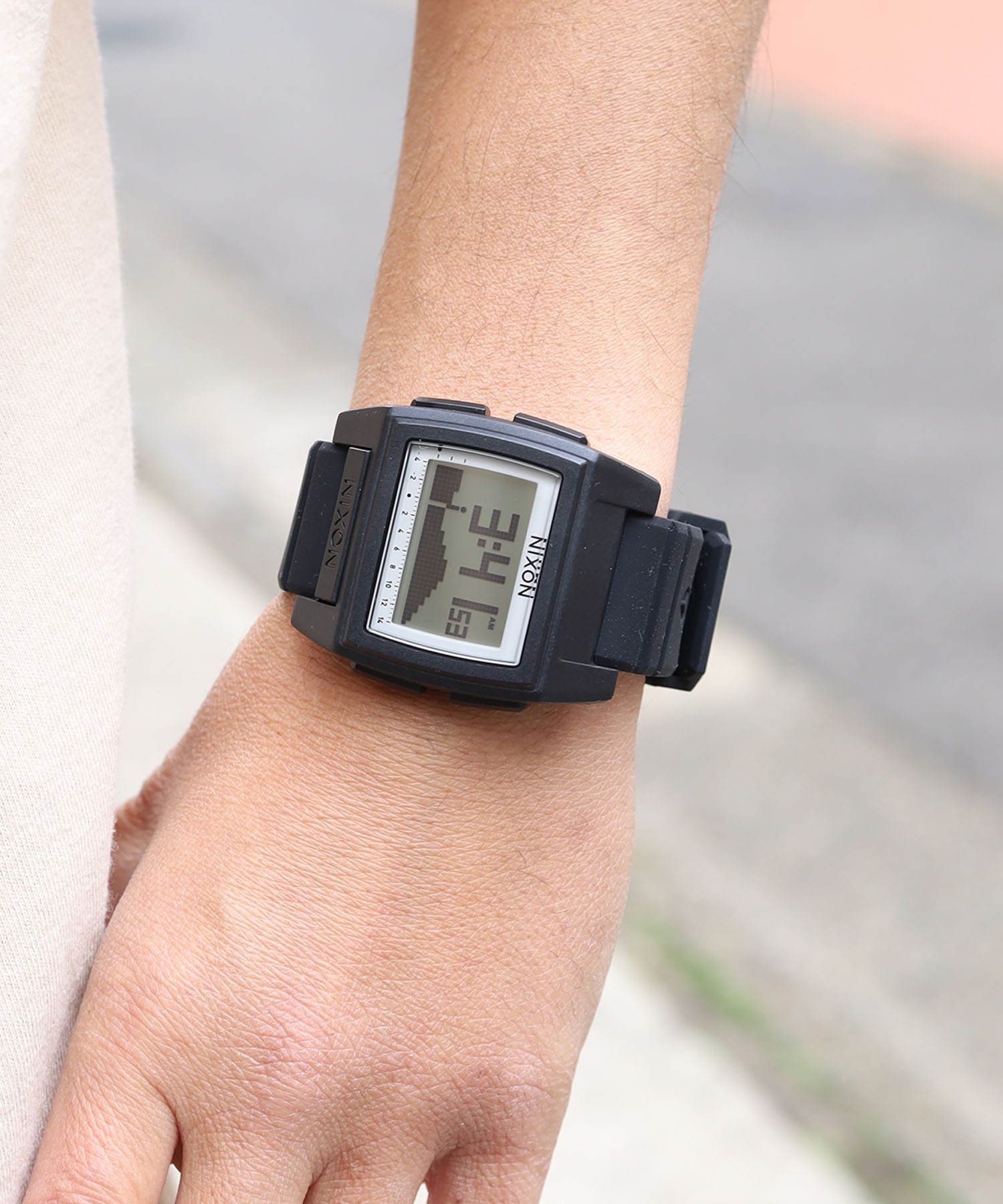 NIXON/ニクソン】Base Tide Pro 時計 デジタル 電池式 - デジタル腕時計