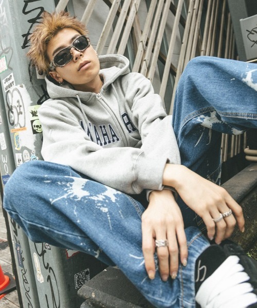 mahagrid/マハグリッド』APPLIQUE ZIP UP HOODIE/アップリケデザイン