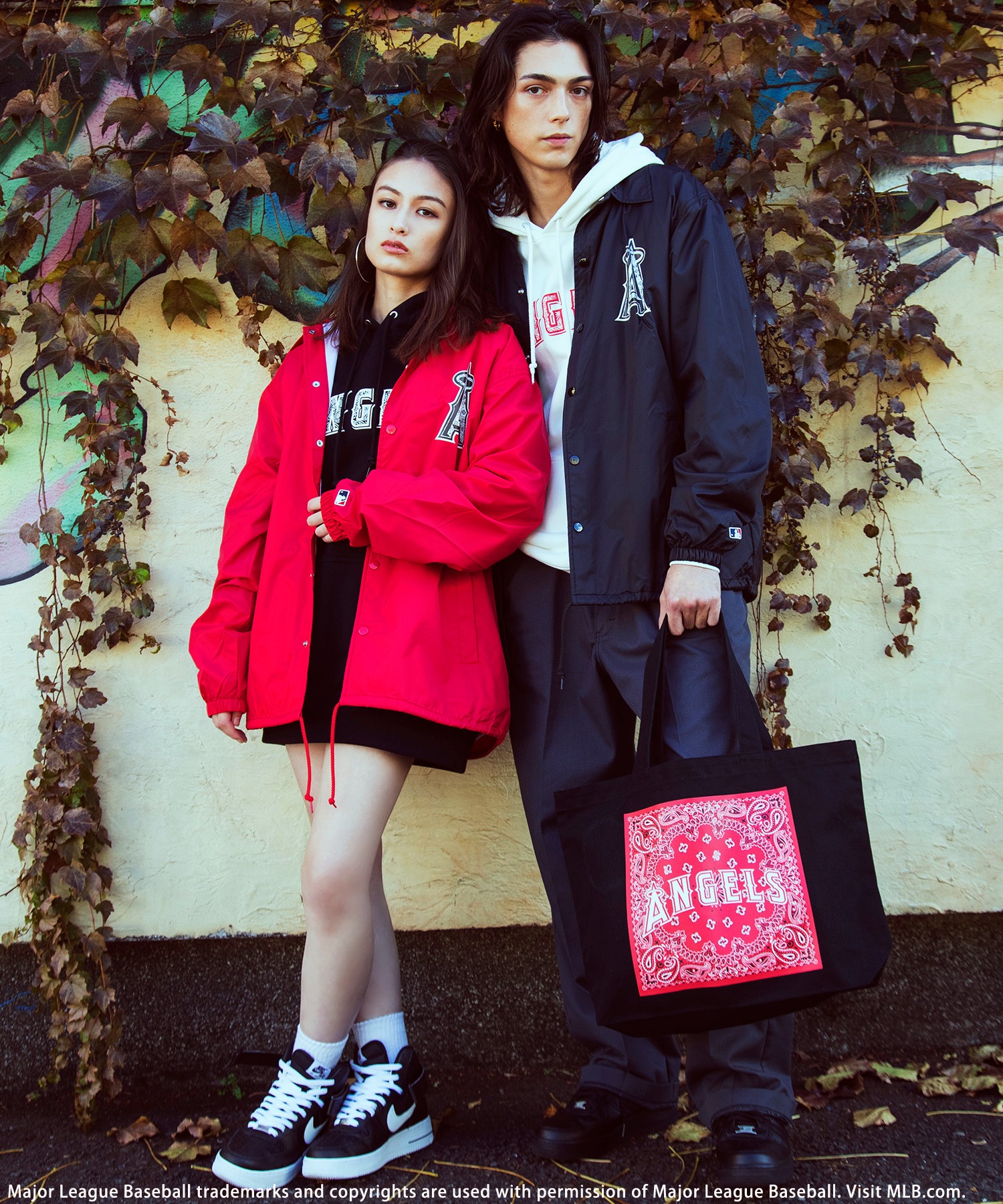 MLB】ANGELSバンダナスクエアロゴトートBAG BACK TO THE FIELD