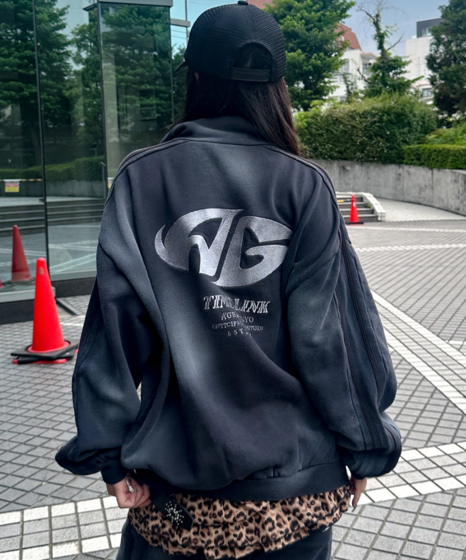 A'GEM/9 × .kom 『A'gem/エージェム』 ライン加工スウェットジャケット