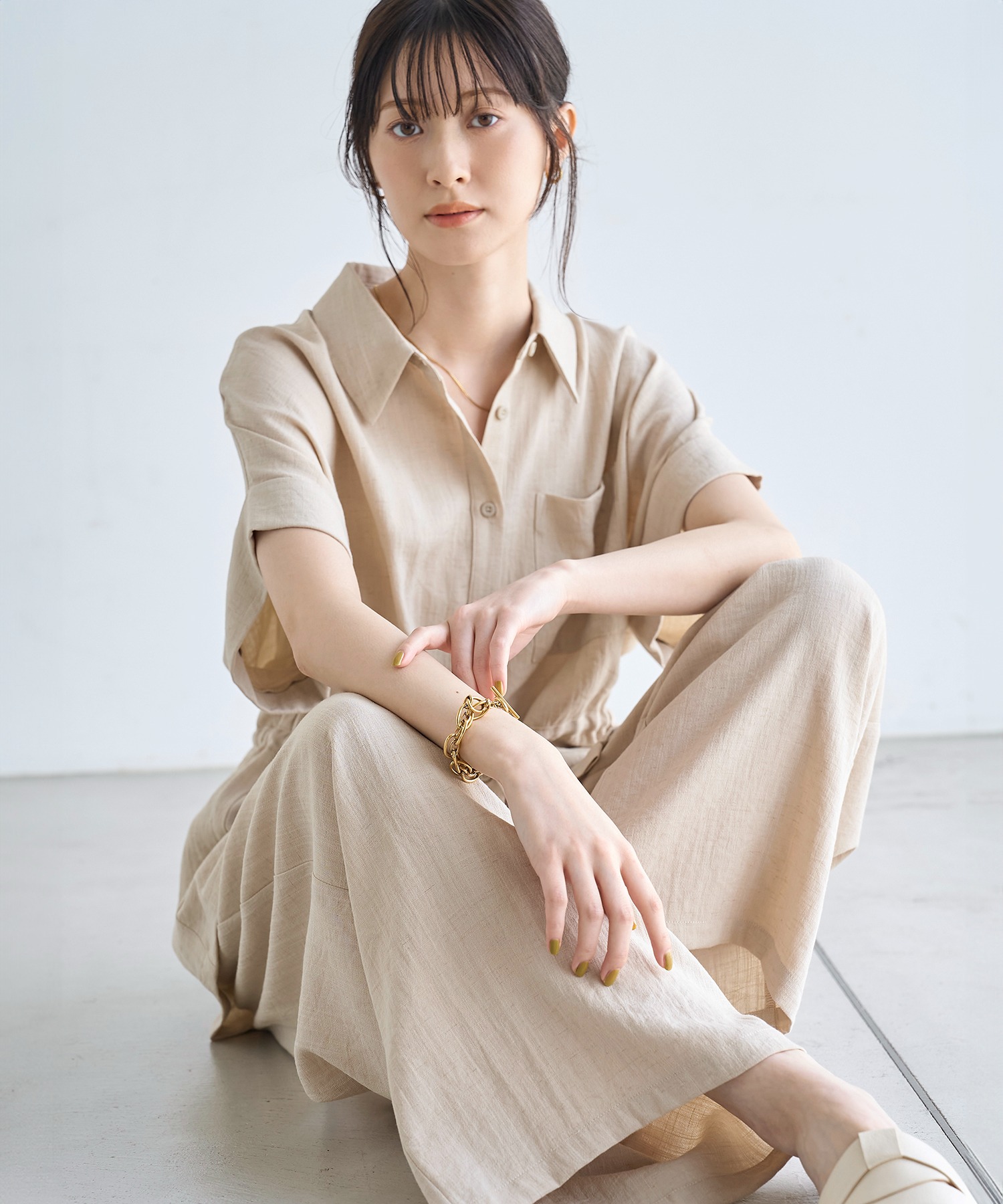 model：H166　着用サイズ：F