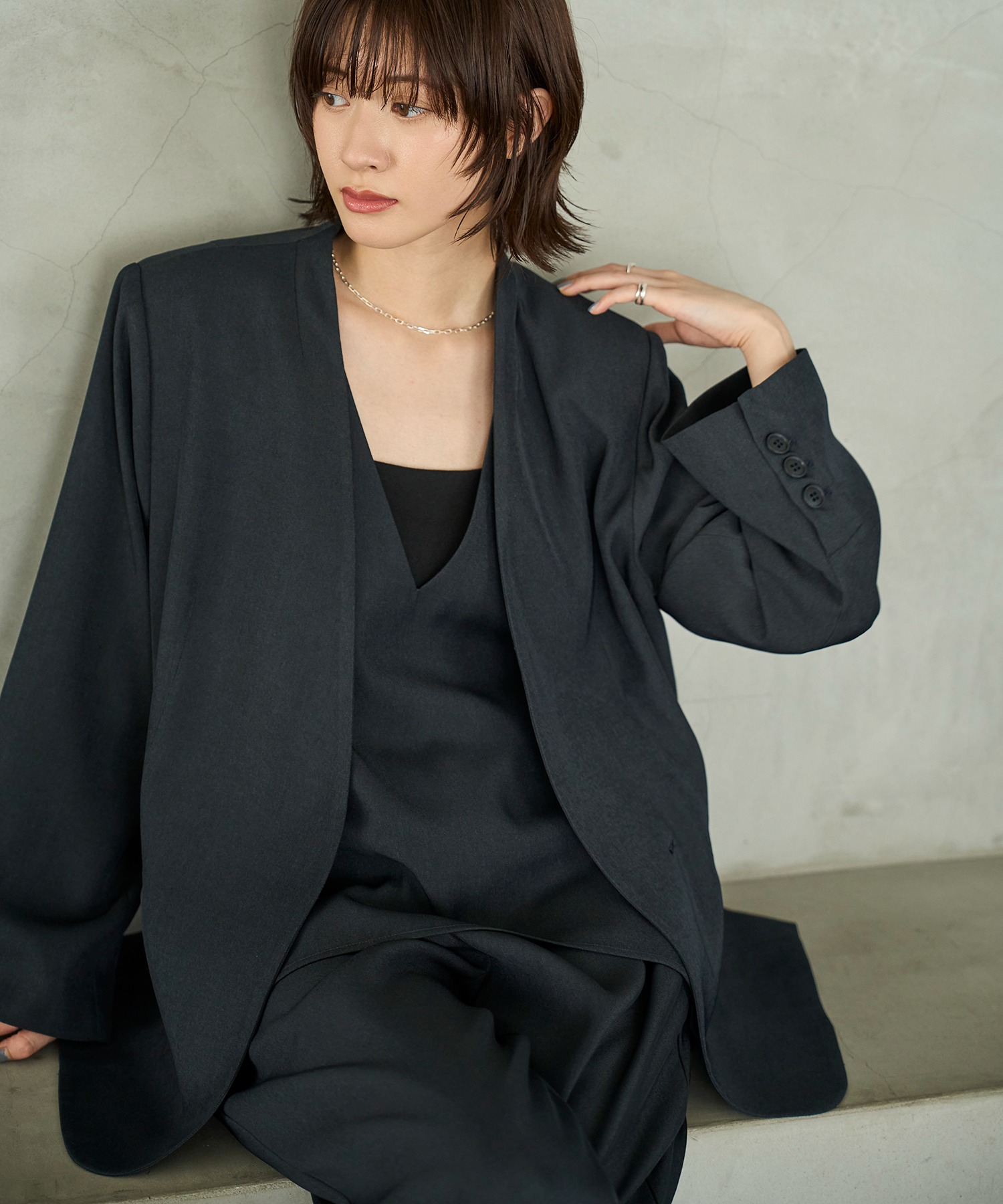 model：H166　着用サイズ：F