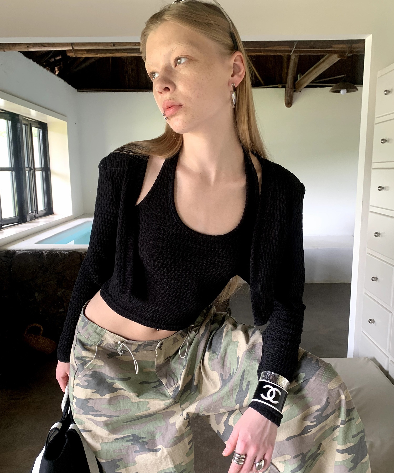 ラルフローレン・ブラックレーベル　シルバー色・カーディガン&タンクトップ ラルフローレン RALPH LAUREN ブラックレーベル シルク