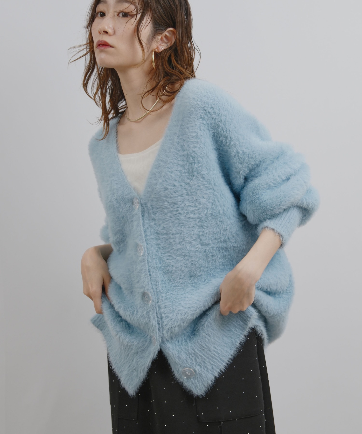 フェザーヤーンカーディガン Palm Riche│Eimee Law & LHELBIE 公式 フェザーヤーンカーディガン Palm Riche│Eimee Law & LHELBIE 公式