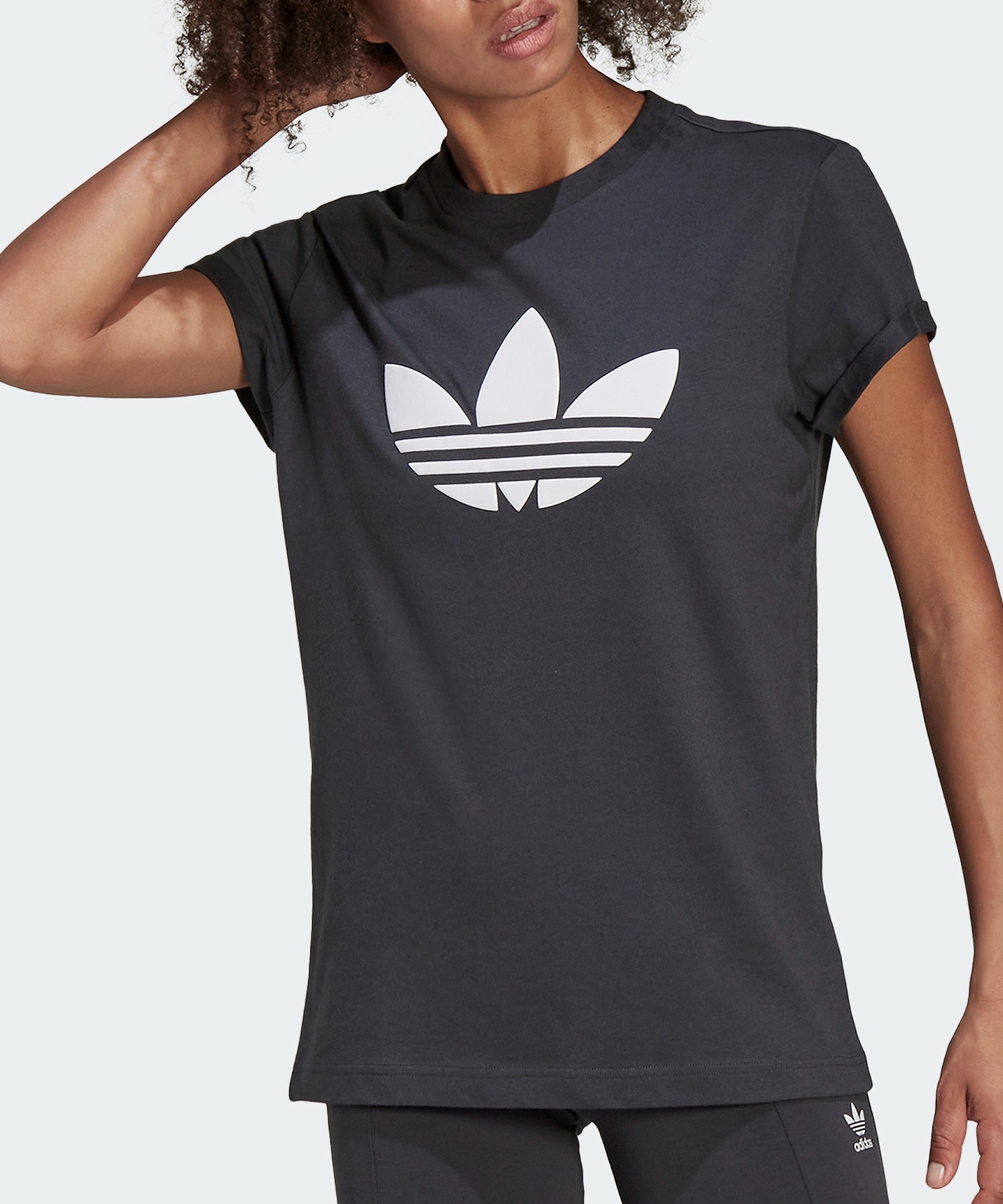 adidas半袖ロゴTシャツ アディダスオリジナルス