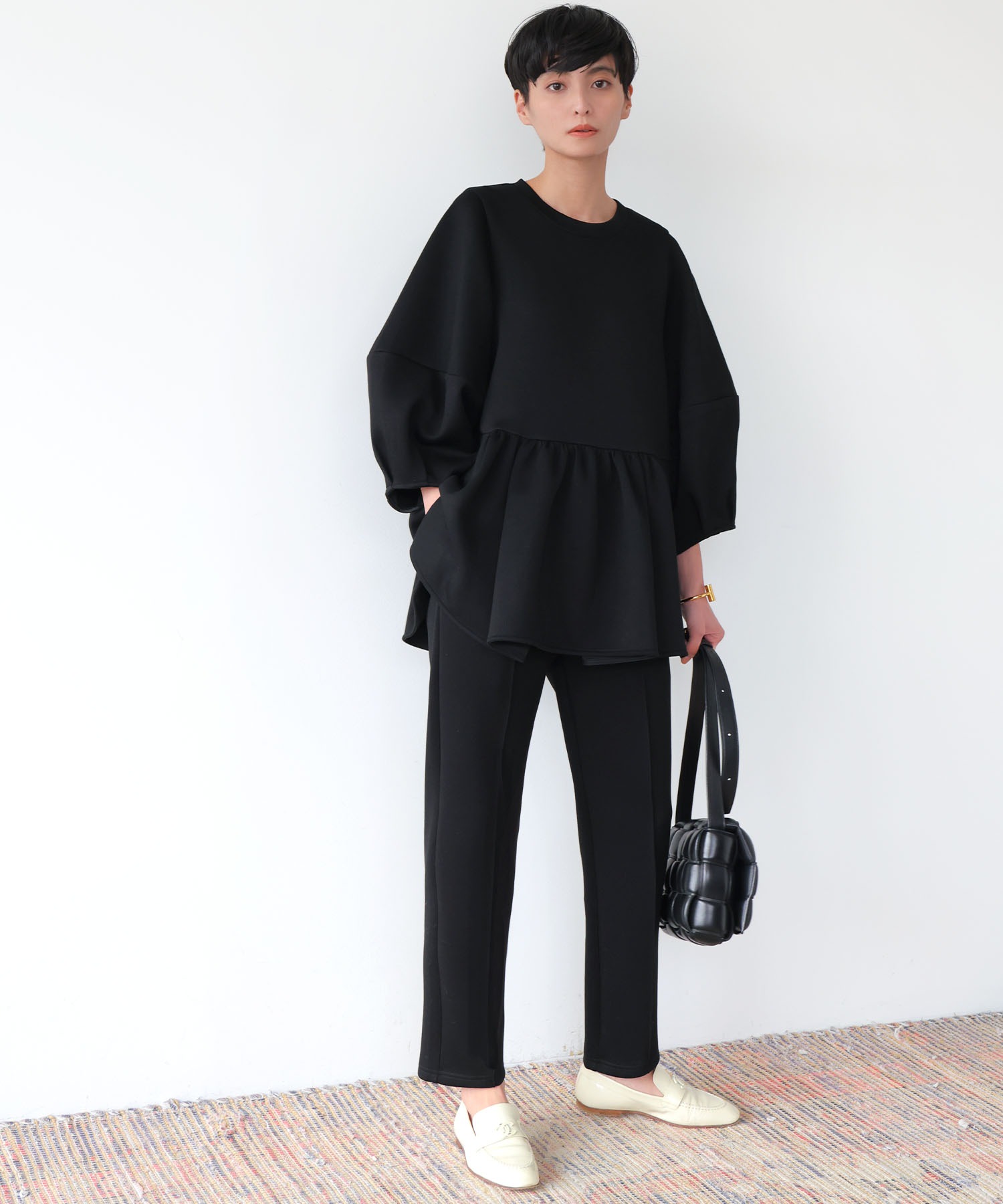 ダンボールニットペプラムトップス テーパードパンツ セットアップ 上下セット【洗える】