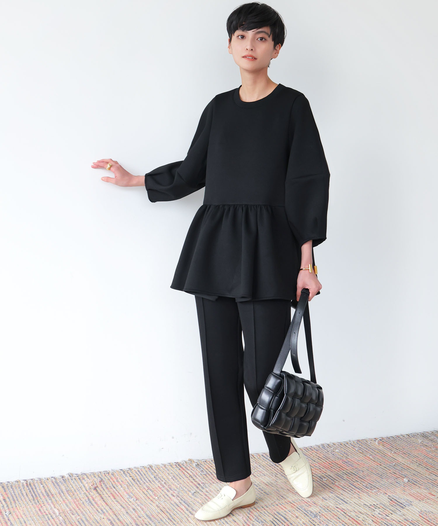 ダンボールニットペプラムトップス テーパードパンツ セットアップ 上下セット【洗える】