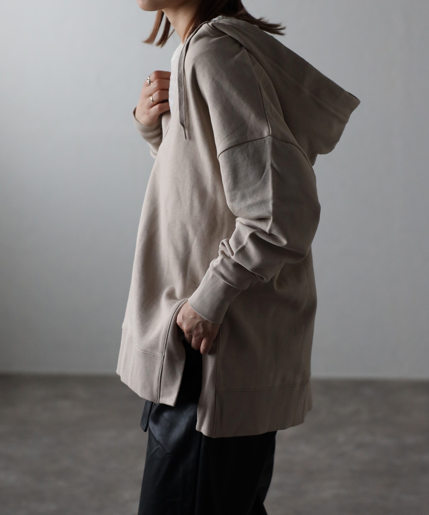 model:162㎝　着用サイズ:FREE