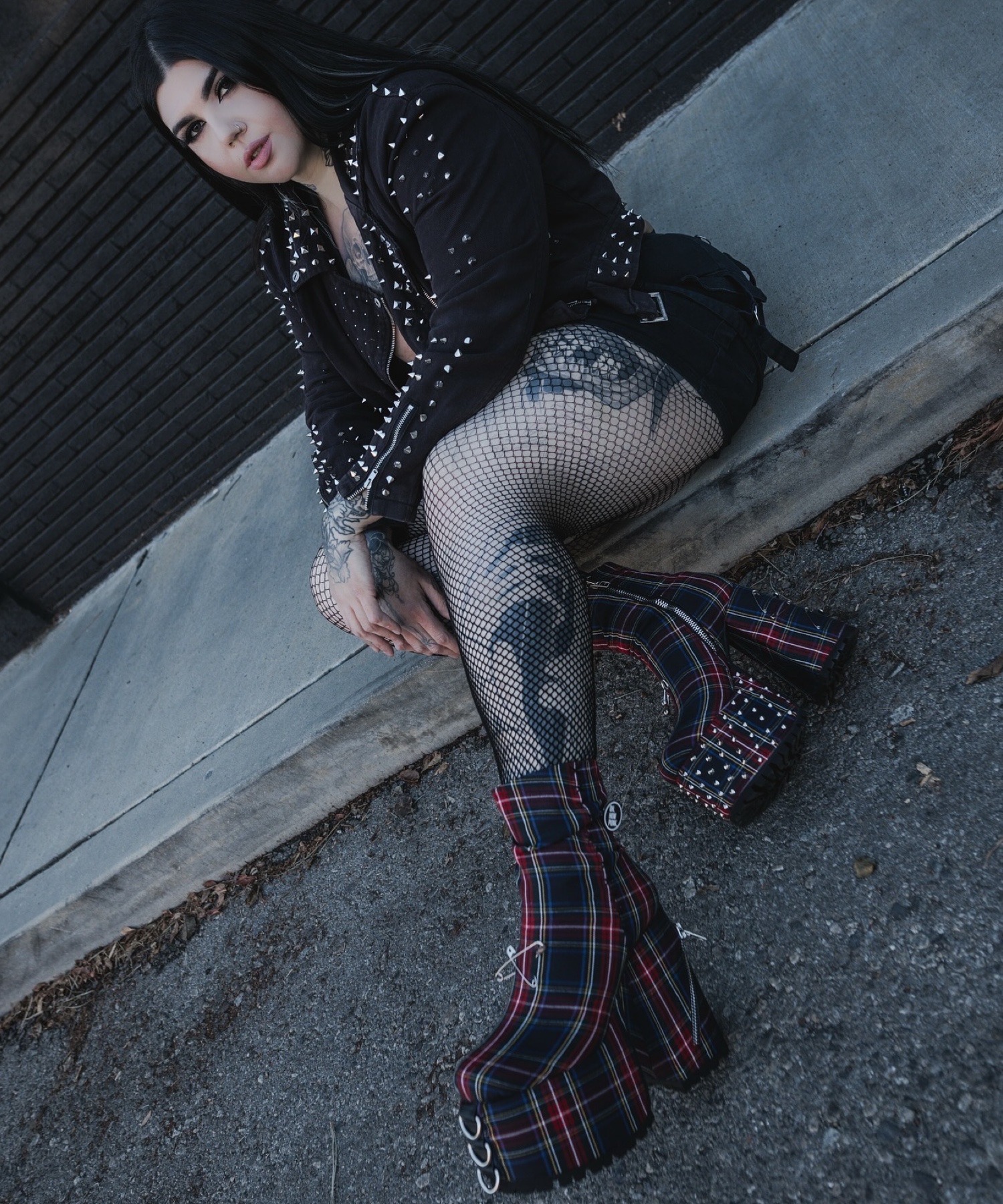 タータンチェック 厚底ミドルブーツ Charla Tedrick│Jeffrey Campbell