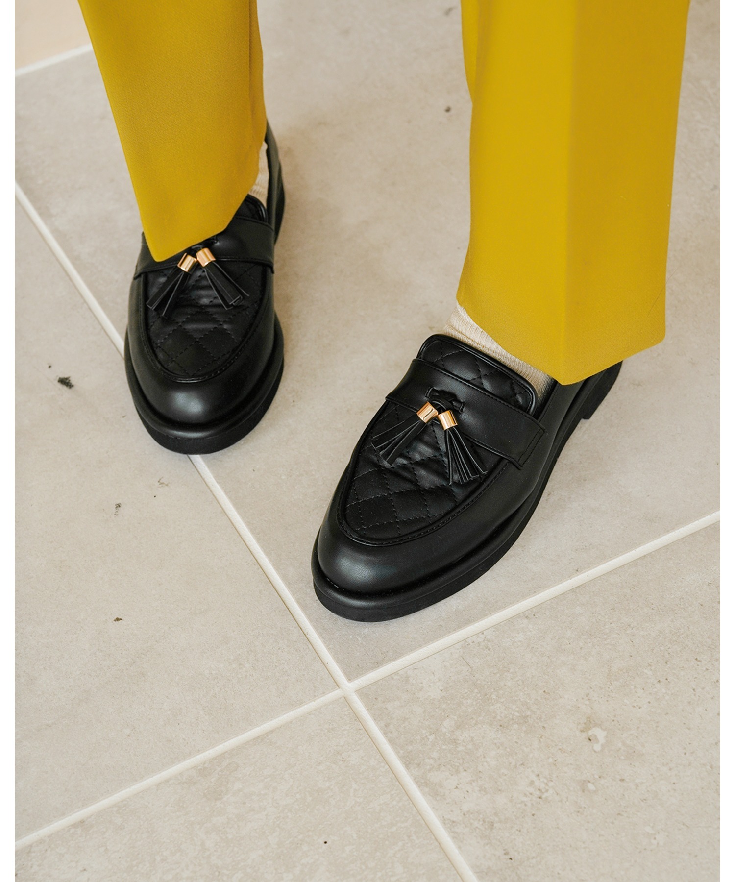 キルティング タッセル ローファー