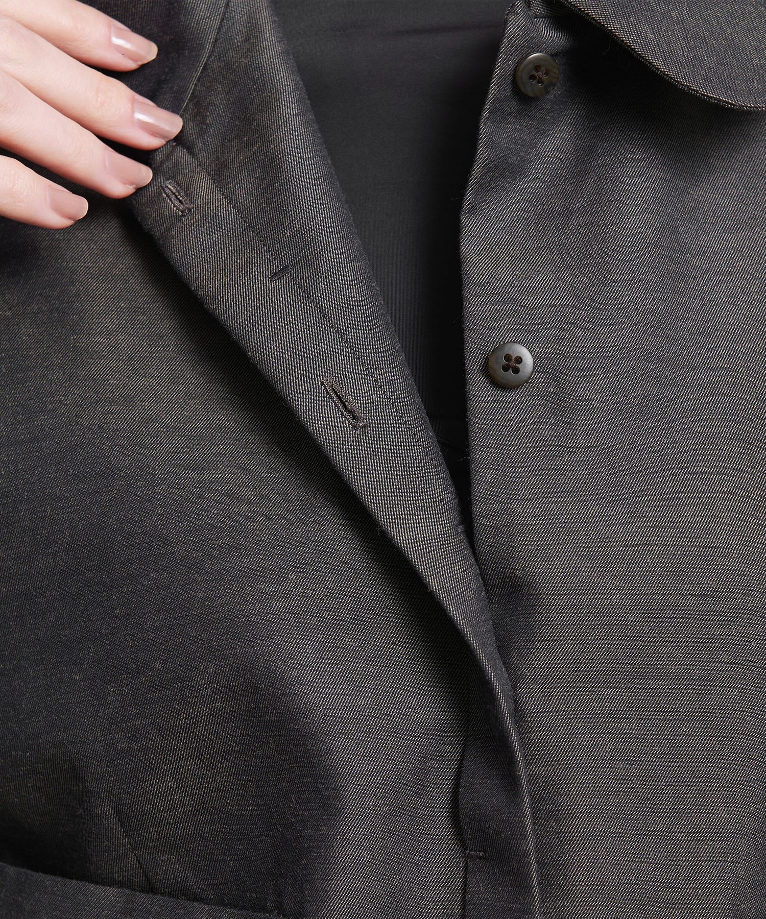 ＜ATTISESSION＞シャンブレー ラウンドカラー ノースリーブ