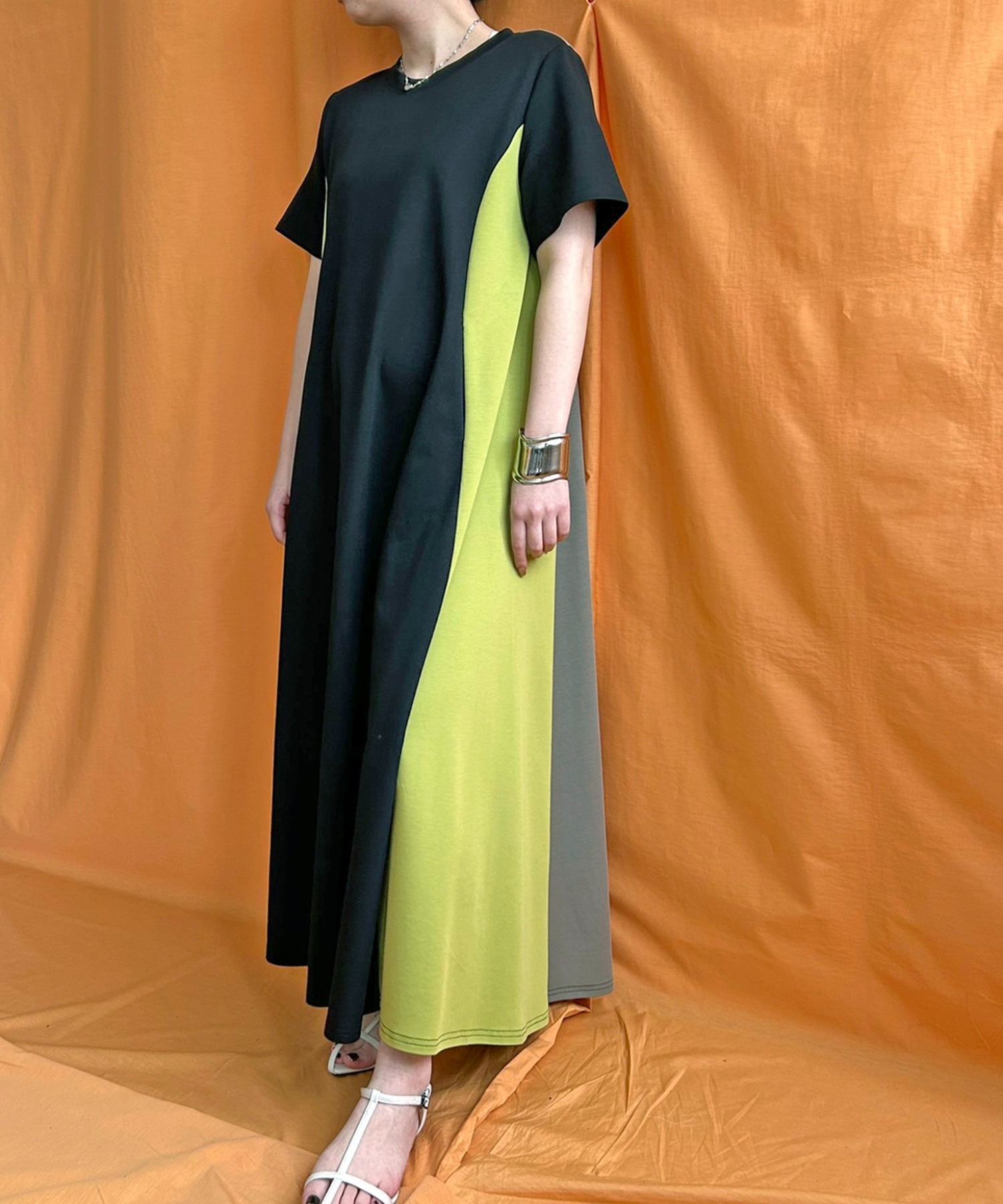 テントライン3カラーワンピース LHELBIE│Eimee Law & LHELBIE 公式