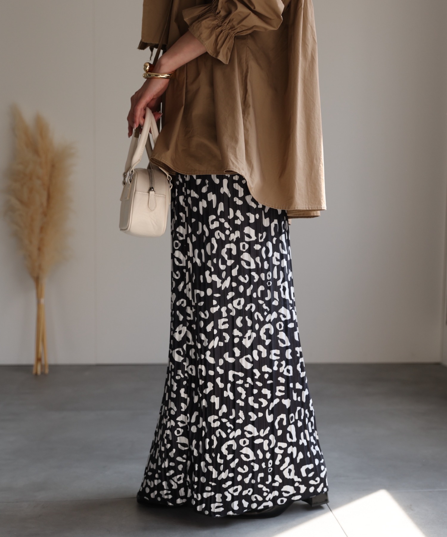 model：162cm 着用サイズ：F