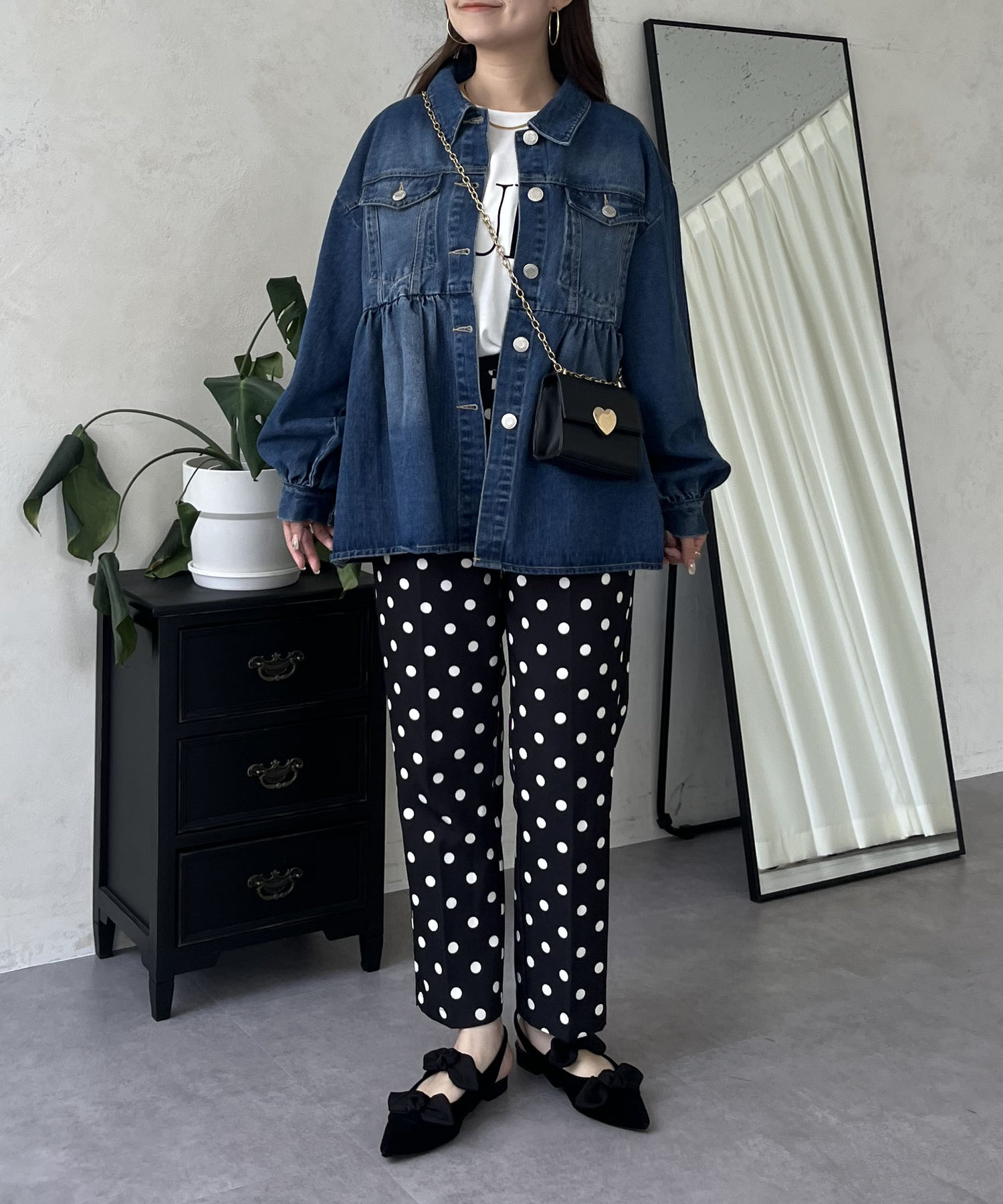 オーバーサイズギャザーペプラムデニムジャケット