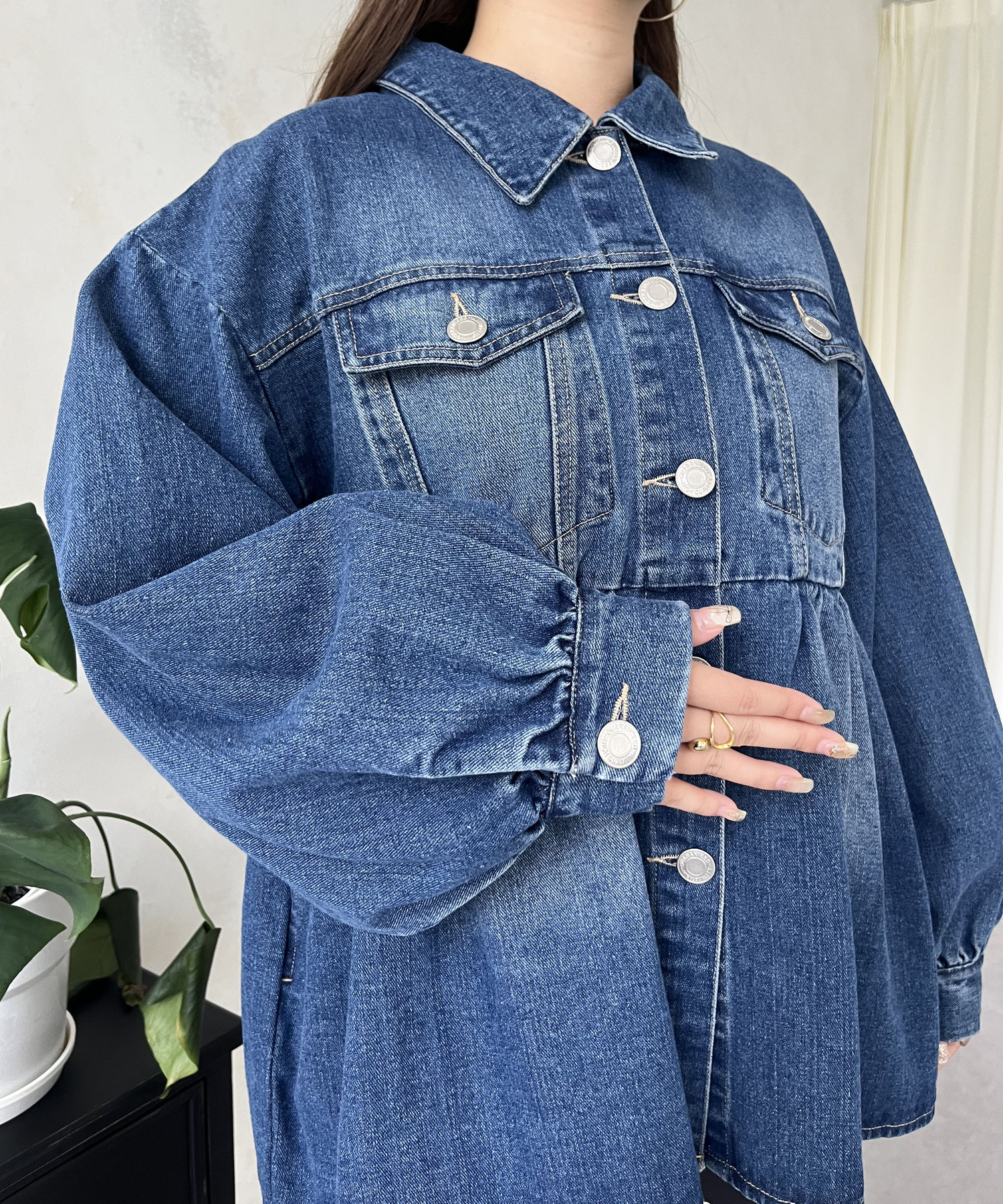 オーバーサイズギャザーペプラムデニムジャケット
