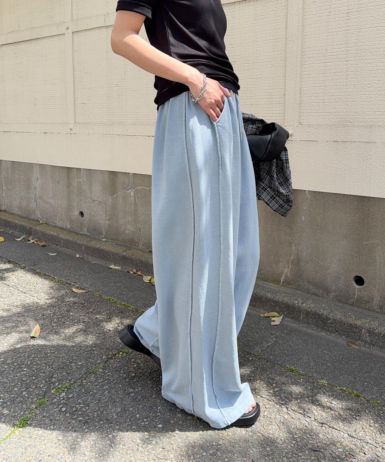model：H166　着用サイズ：F
