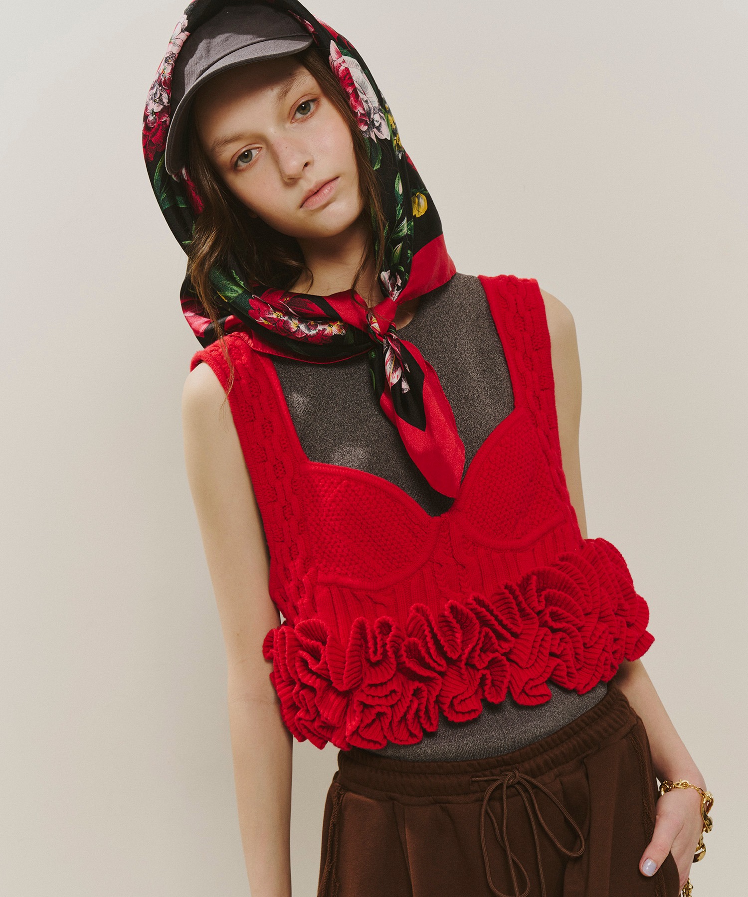 ニッティングパターンボリュームフリルニットビスチェ