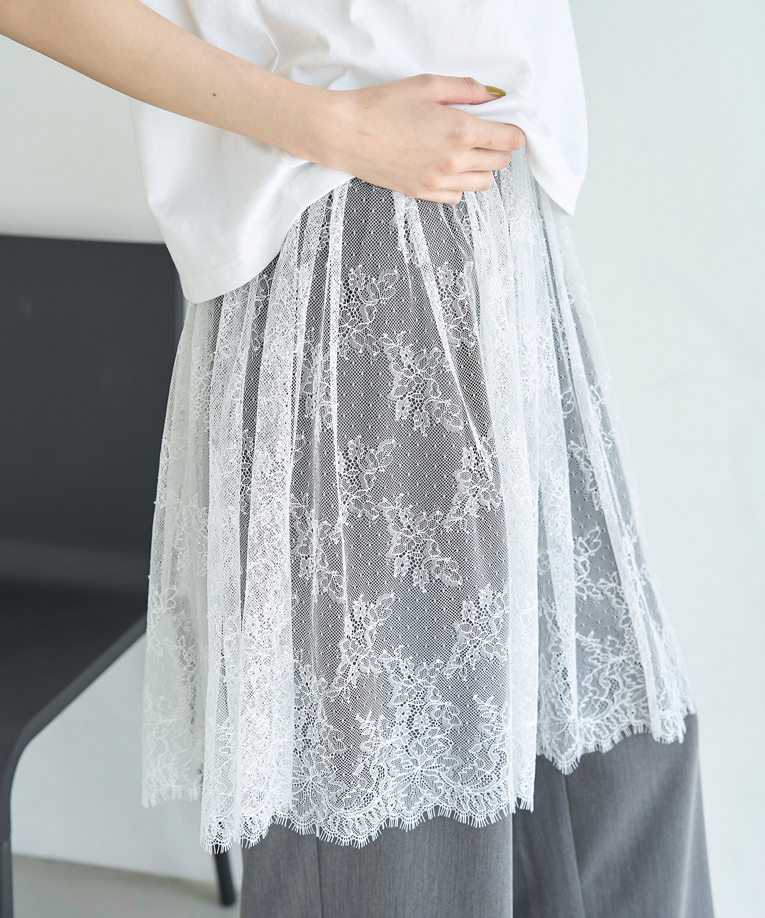 model：H166 着用サイズ：MT