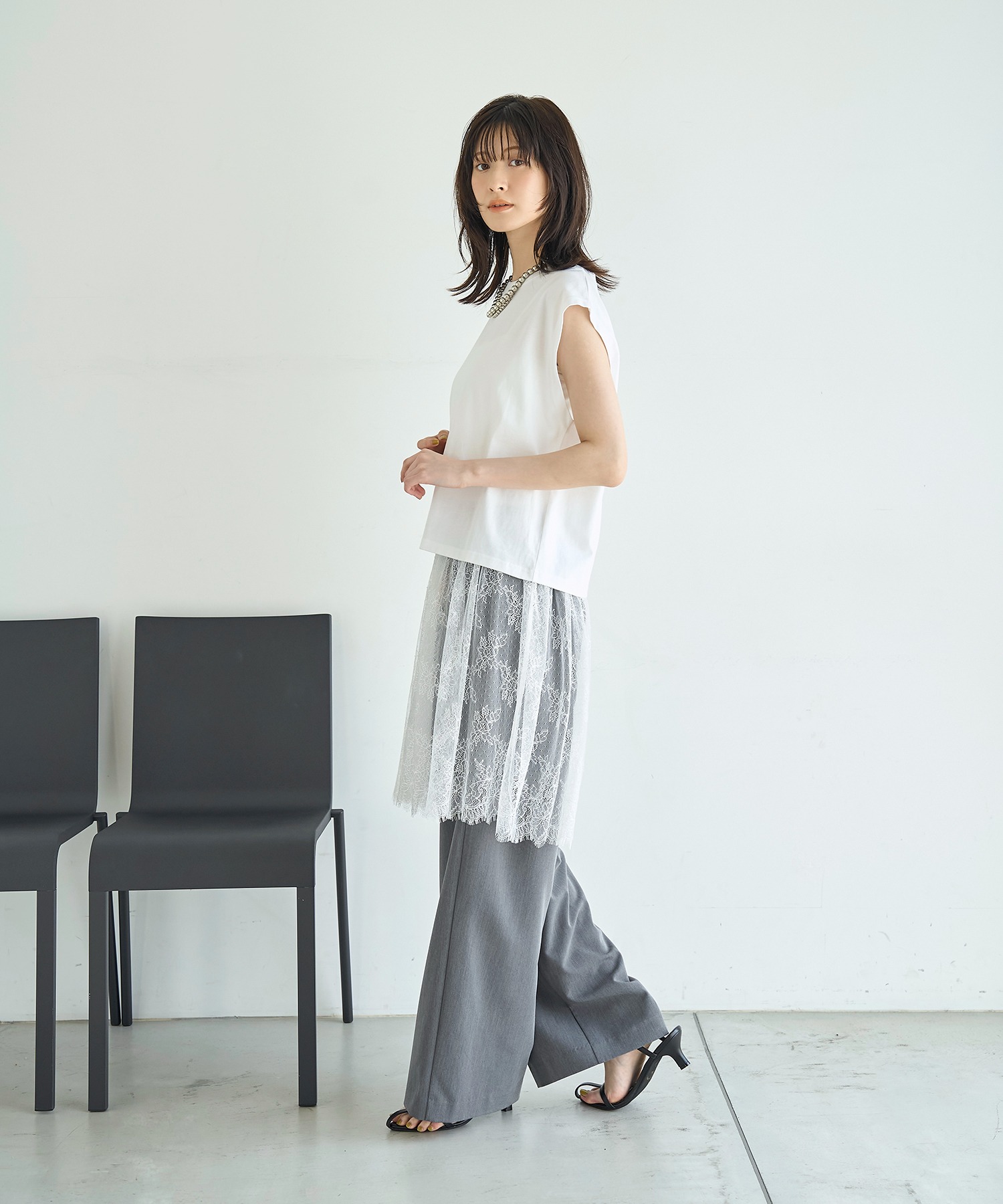 model：H166 着用サイズ：MT