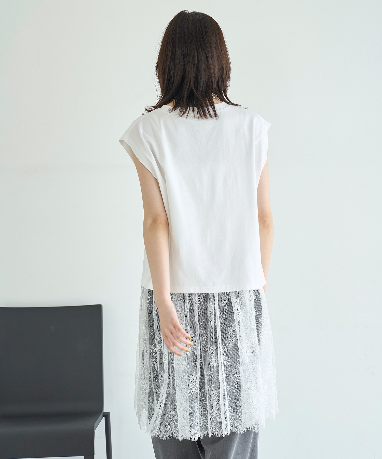 model：H166 着用サイズ：MT