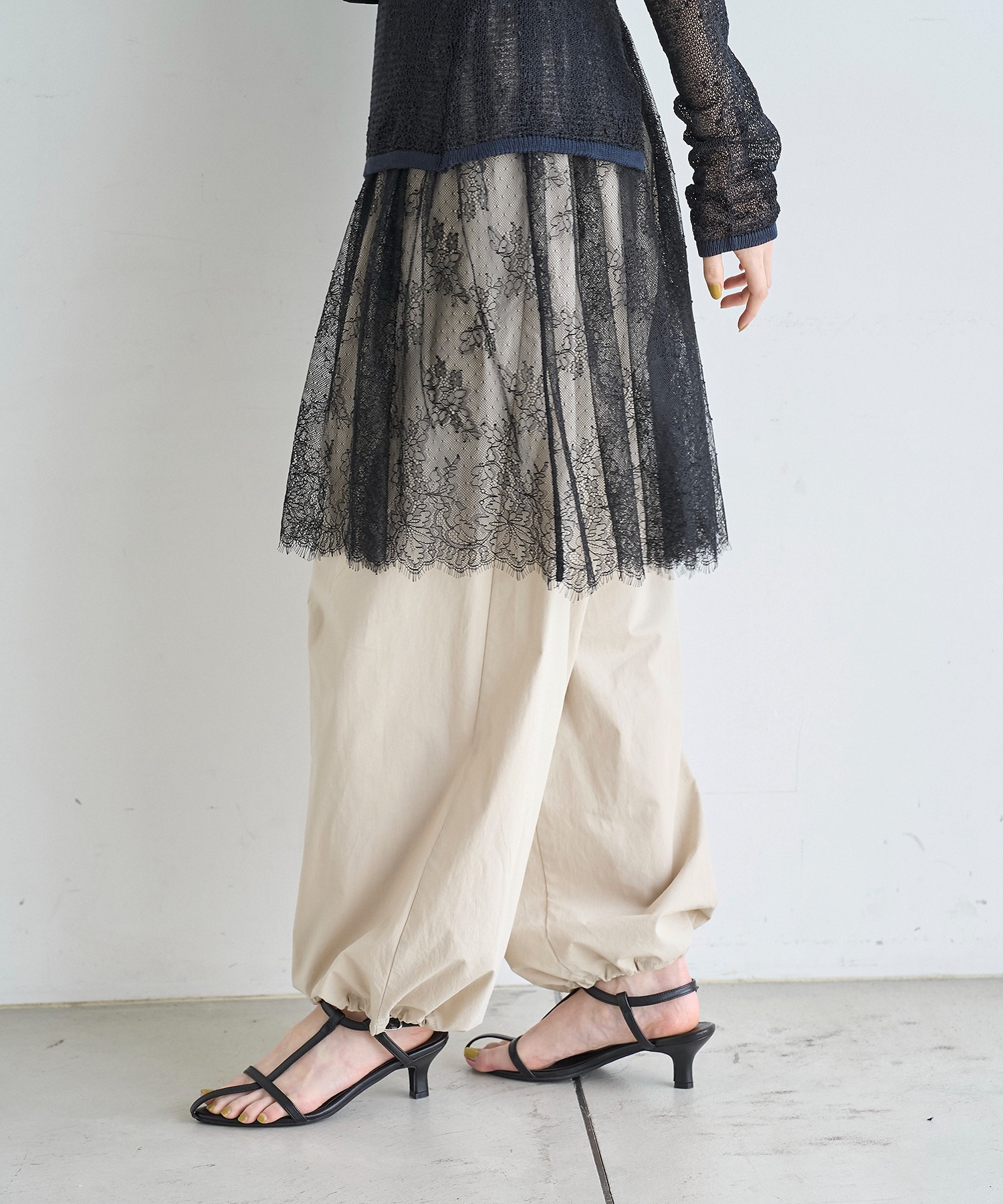 model：H166 着用サイズ：MT
