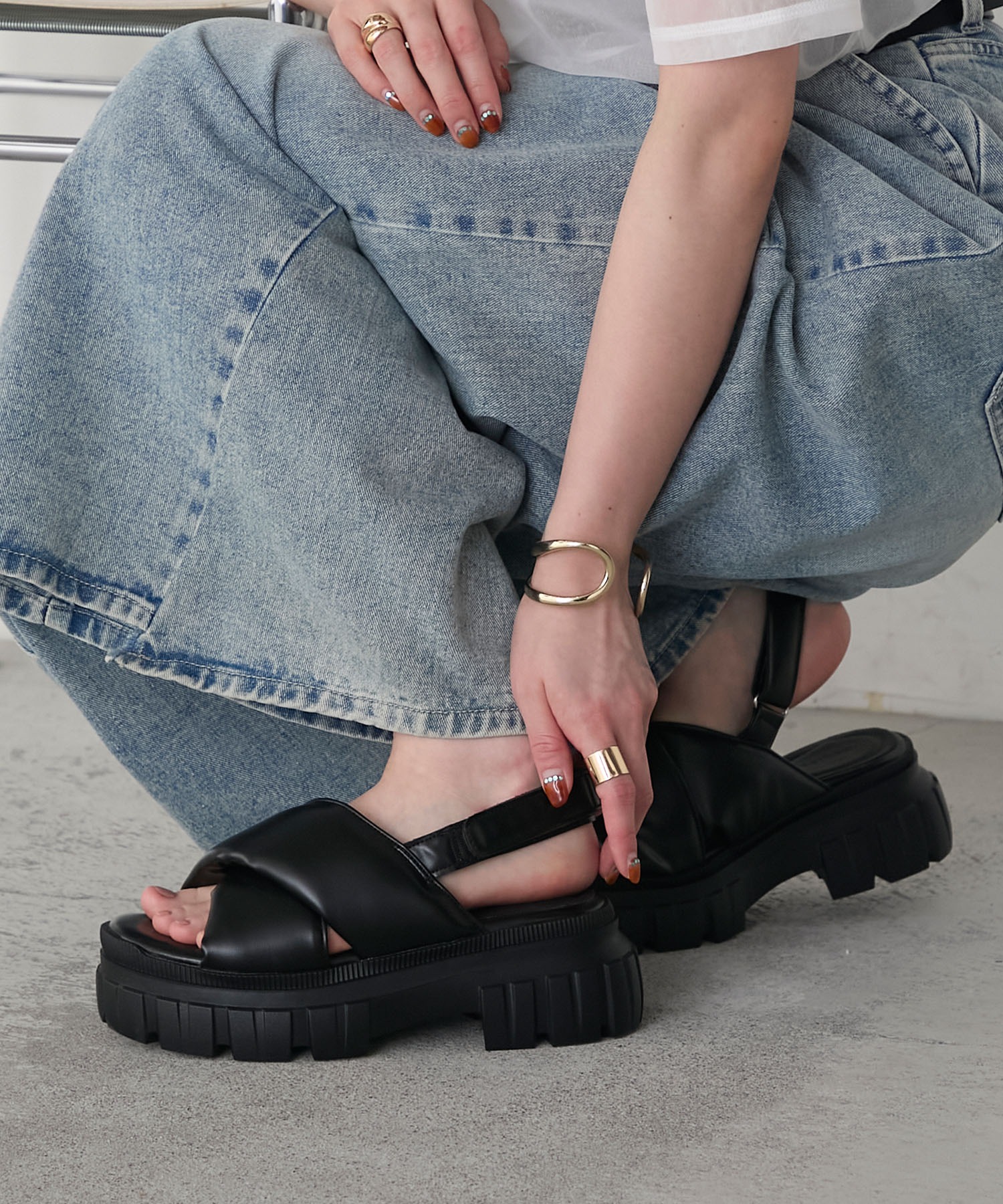 forksy.】ベルトデザイン パフィー スポーツサンダル forksy.│MONO