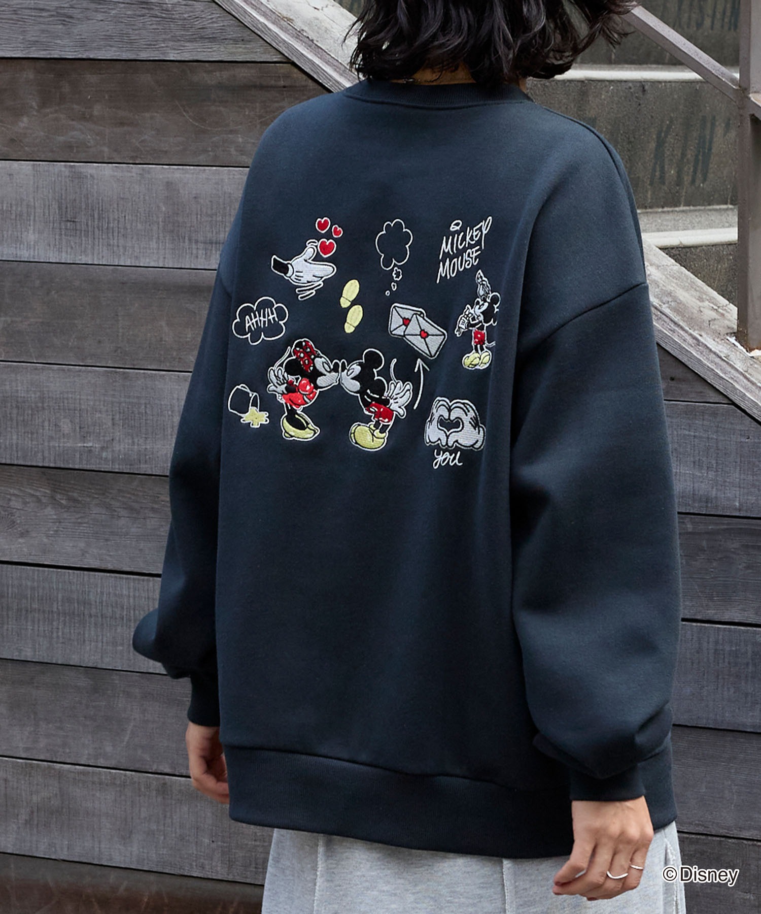 Disney】別注 Mickey&Minnie ミッキー＆ミニー/グラフィック 刺繍 裏
