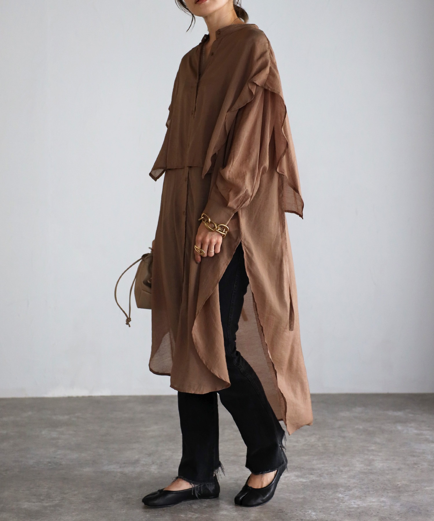 model：H165 着用サイズ：FREE