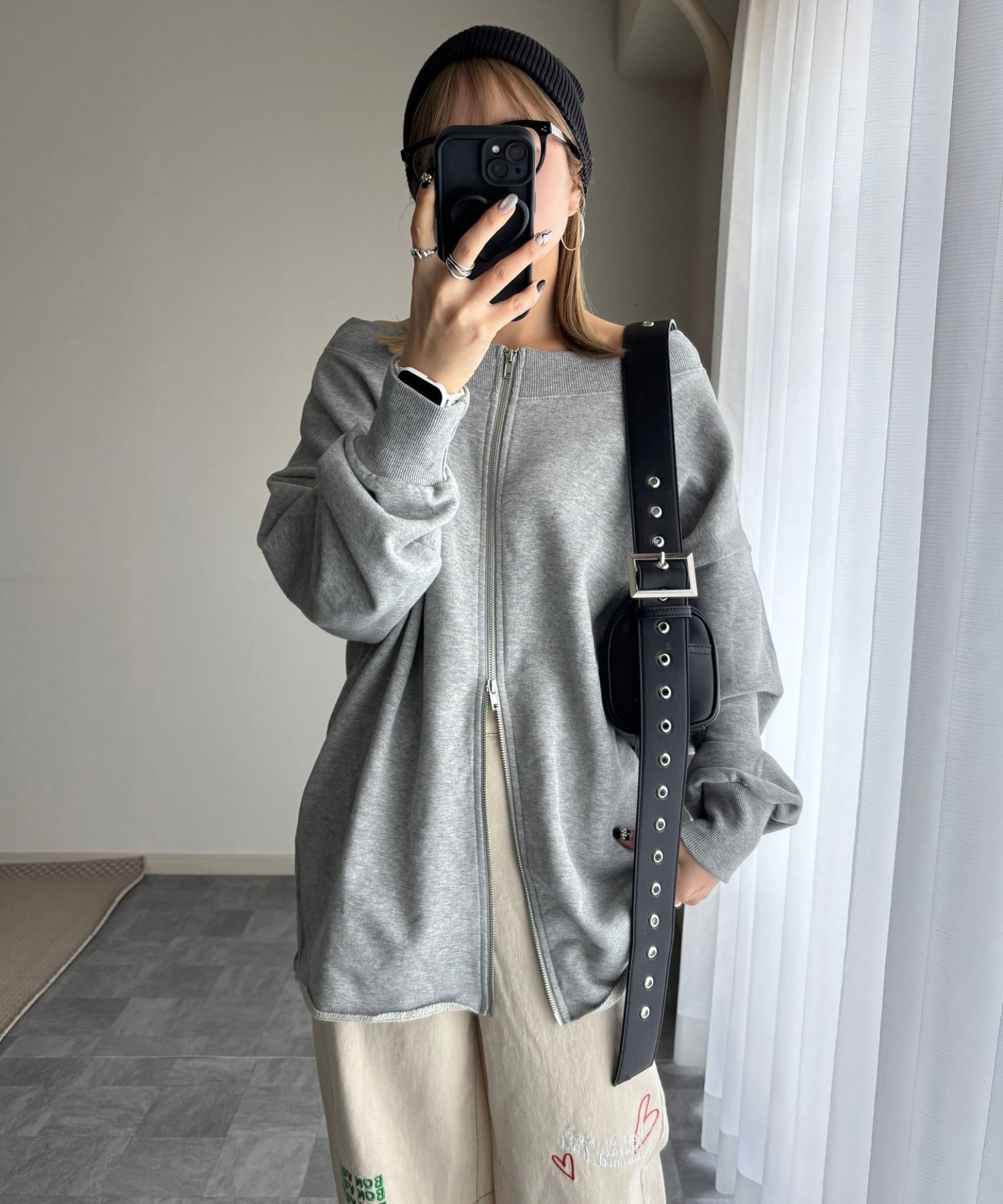 model：H156 着用サイズ：FREE