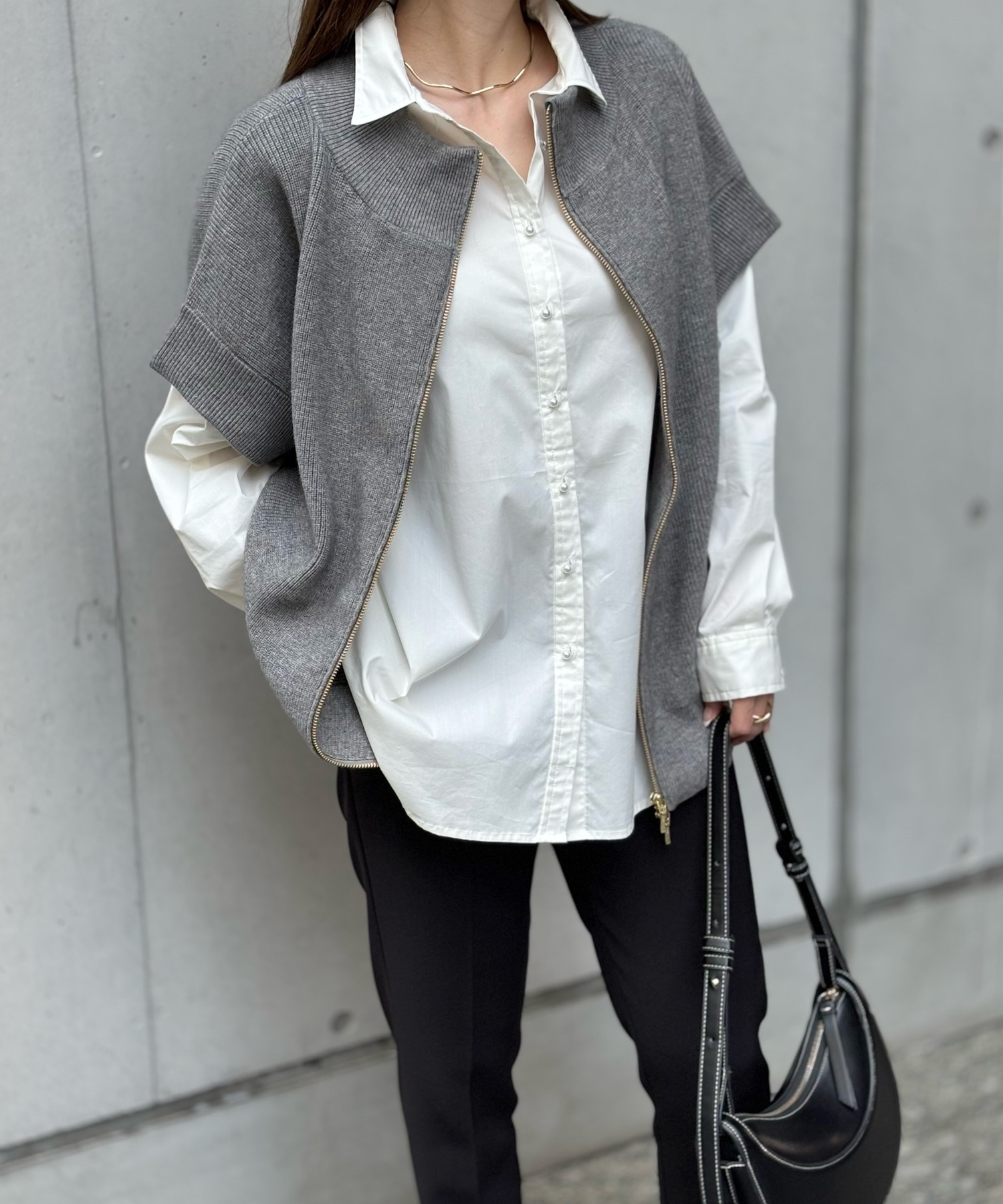 前後2wayスタンドネックニットジレ Emma Taylor│STYLEDOOR スタイルドア