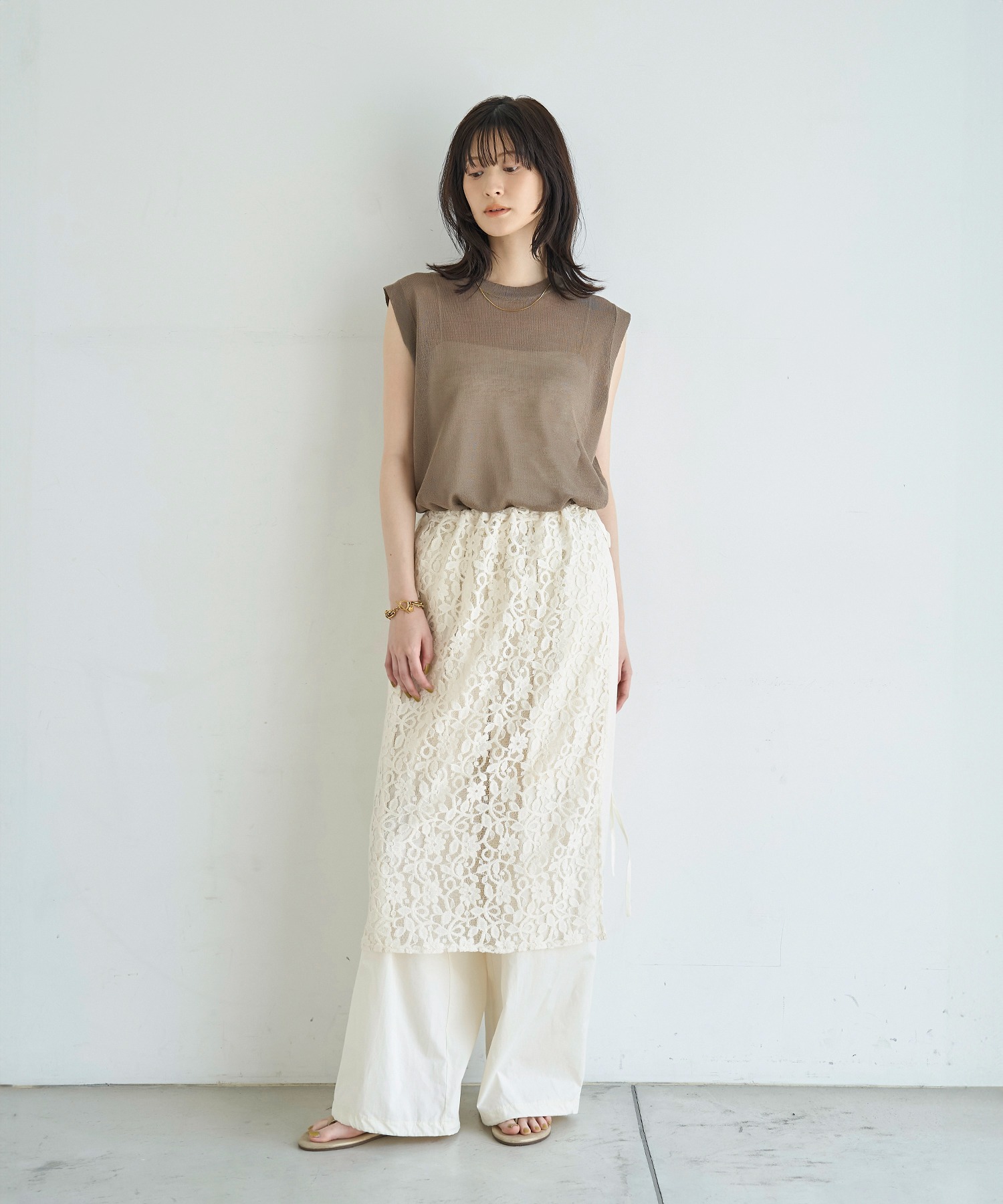 model：H166　着用サイズ：F
