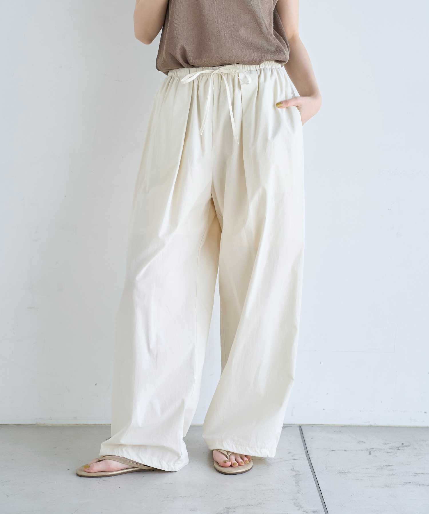 model：H166　着用サイズ：F