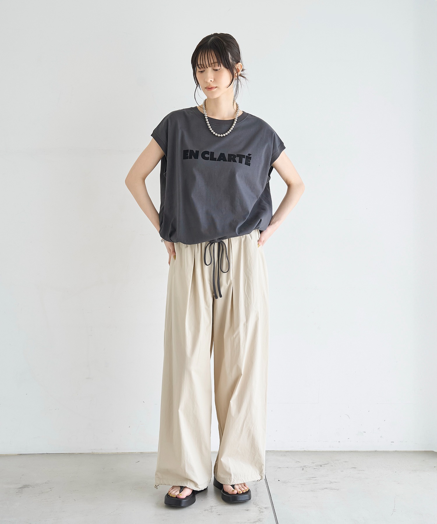 model：H166　着用サイズ：F