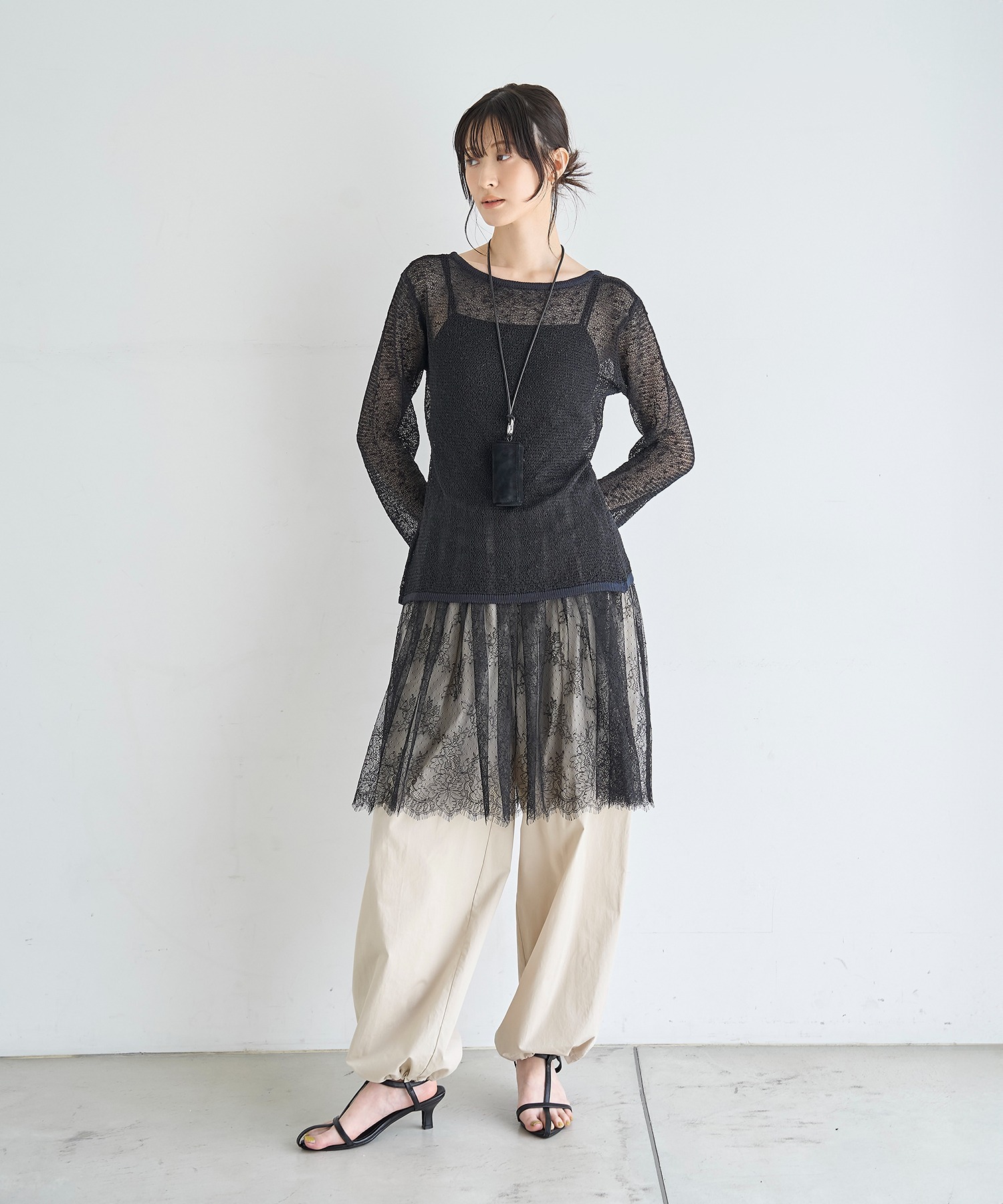 model：H166　着用サイズ：F