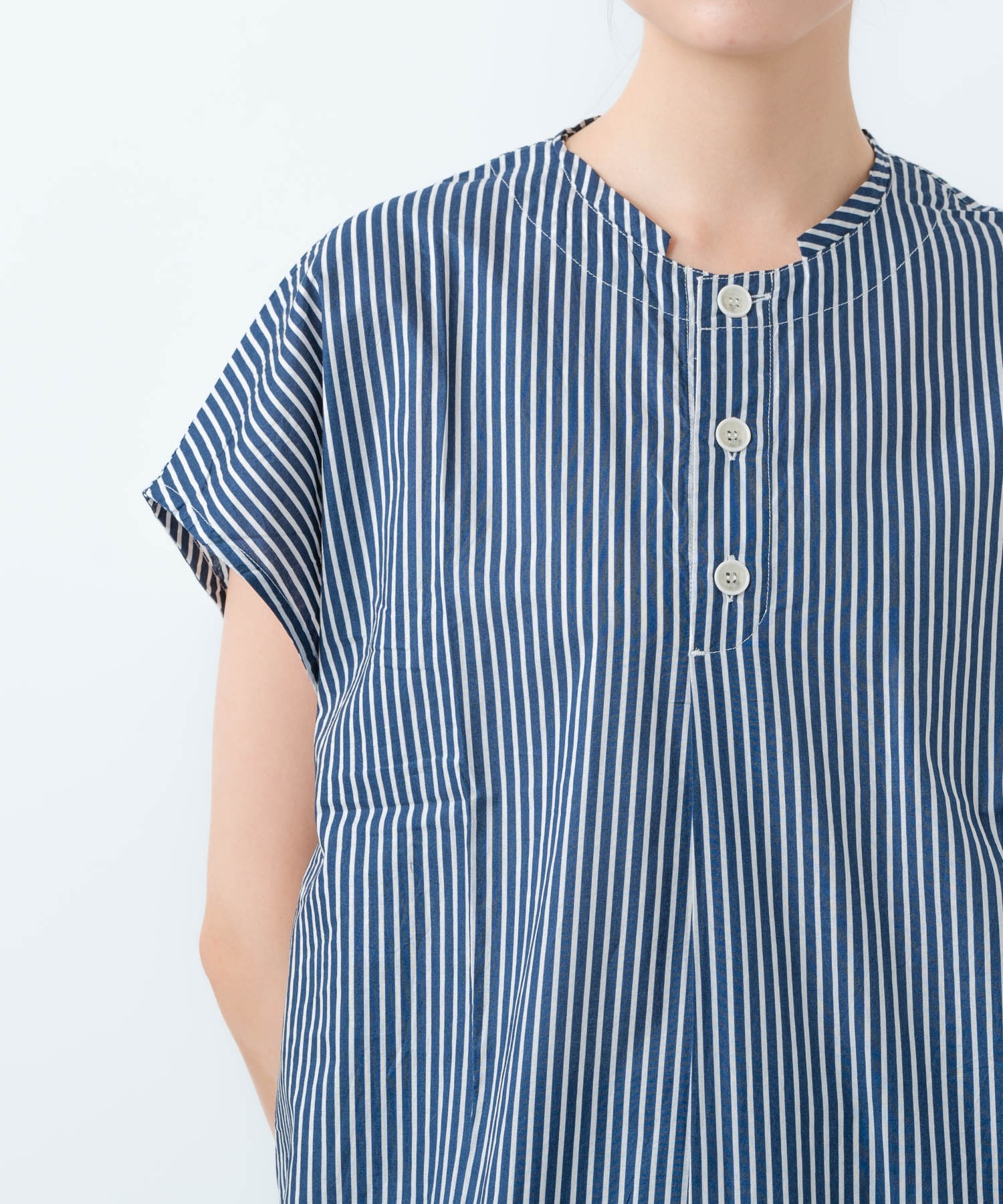 To Touch トゥータッチ ストライプノースリーブワンピース Mud Too 05 Salle De Bal Salle De Bal The Barefoot Online サルデバル ザベアフット オンライン