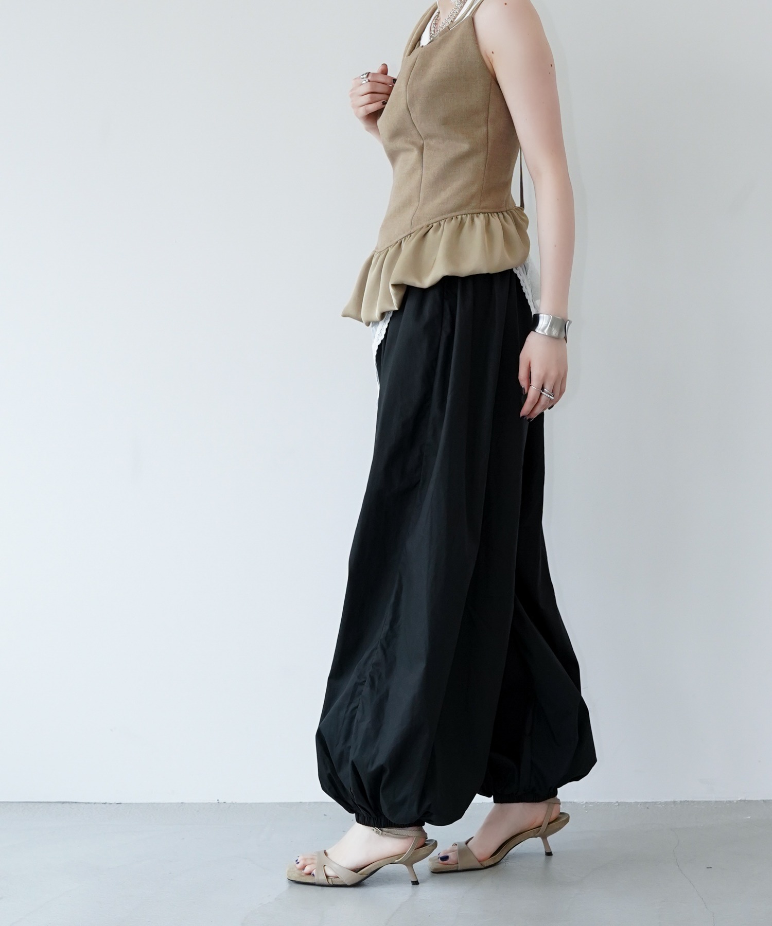 バルーンシルエットワイドパンツ chw26s364-ファッション通販サイト