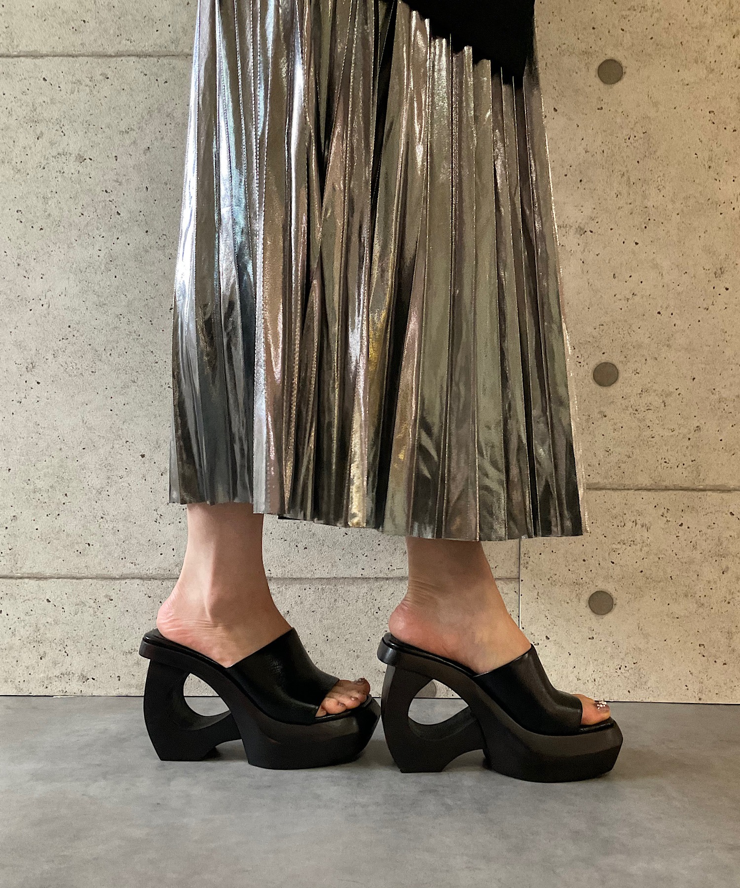 デザインヒール 厚底サンダル Jeffrey Campbell│Jeffrey