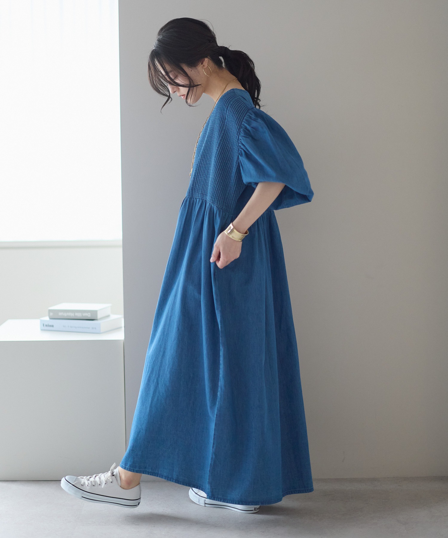 ブルー