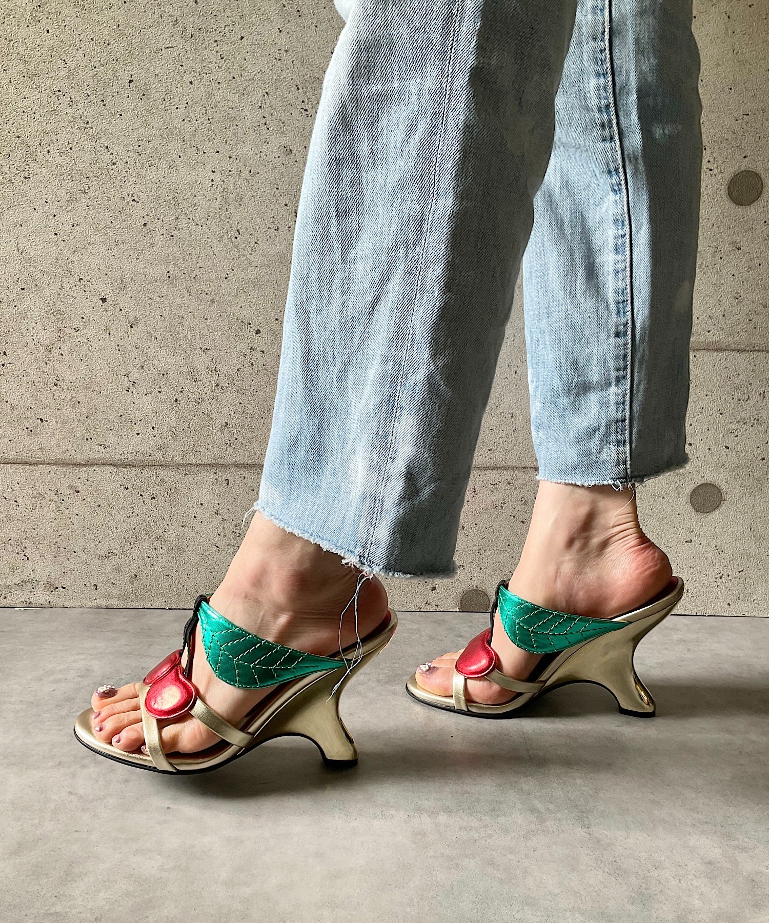 チェリーモチーフサンダル Jeffrey Campbell│Jeffrey Campbell