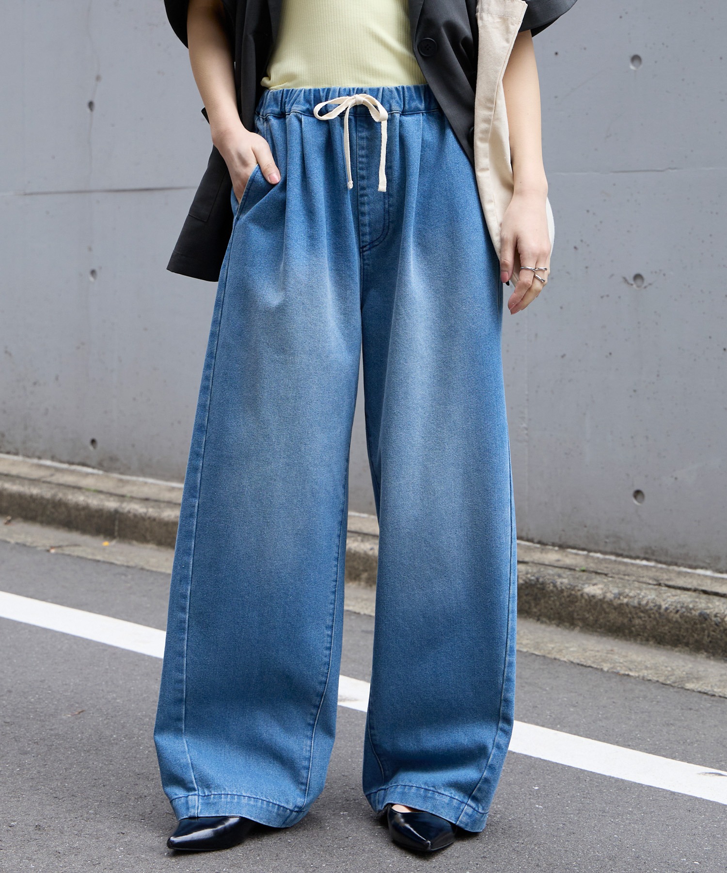 10.5oz タックワイドシルエット イージー カーブデニムパンツ＜速乾