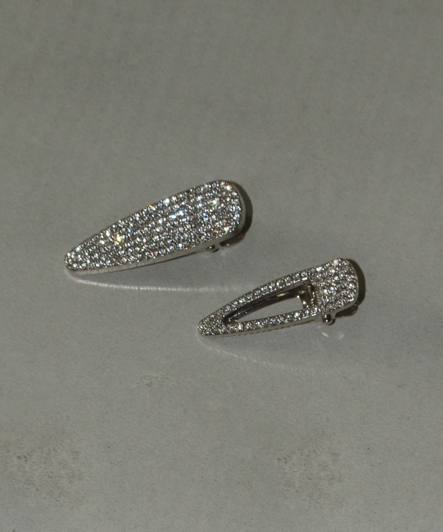 ラインストーン ヘアクリップ2個セット cha25s035-ファッション