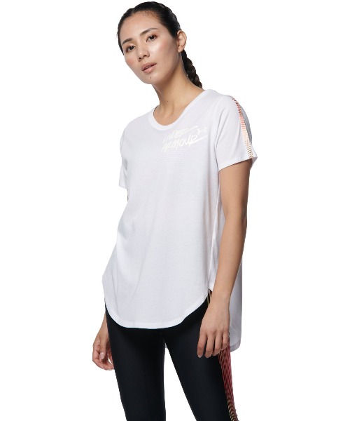UNDER ARMOURUAデザインプリント Tシャツ 80’S 【安心発送】 WOMENS 期間限定今なら送料無料 トレーニング レディース