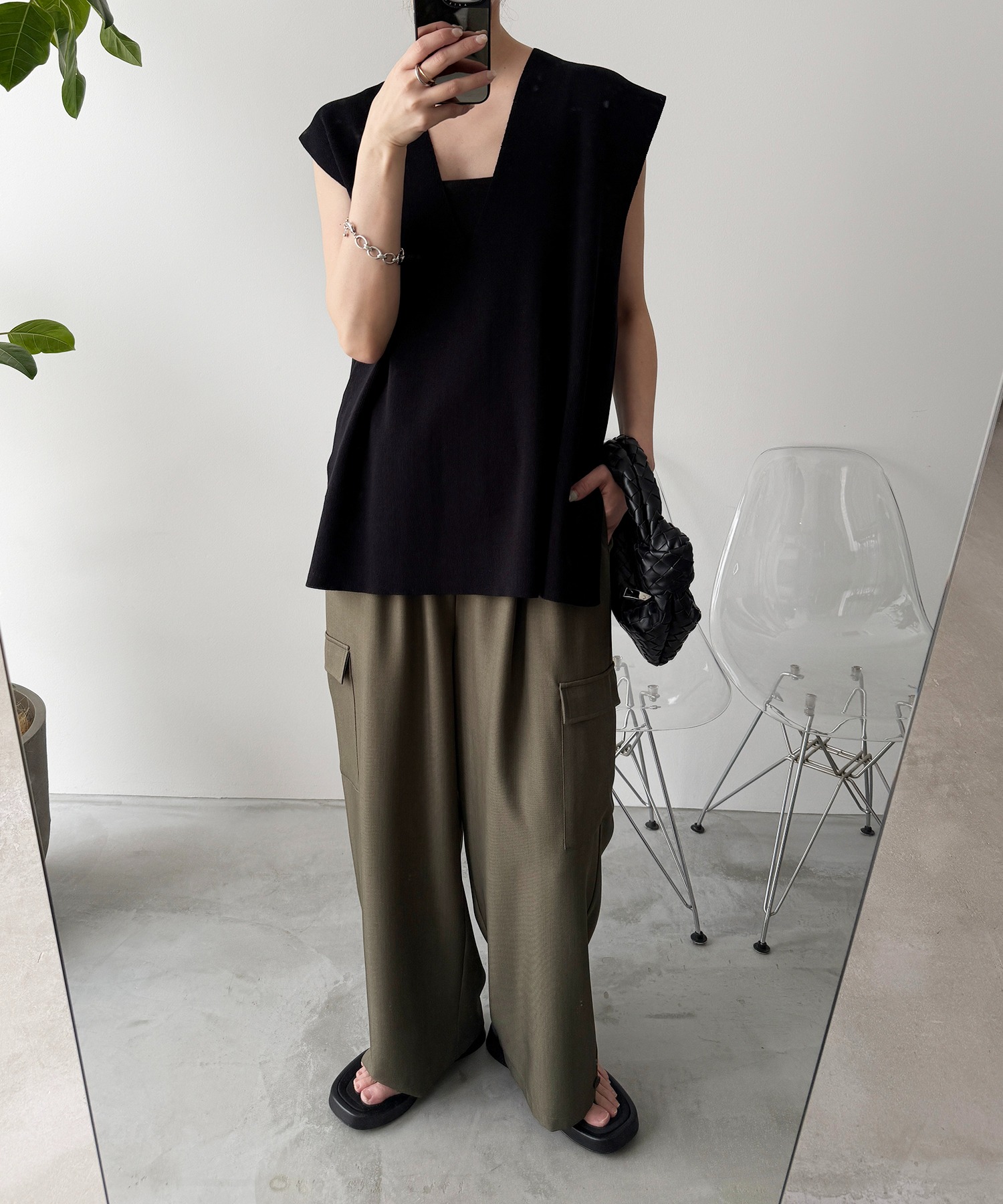 model：H166　着用サイズ：F